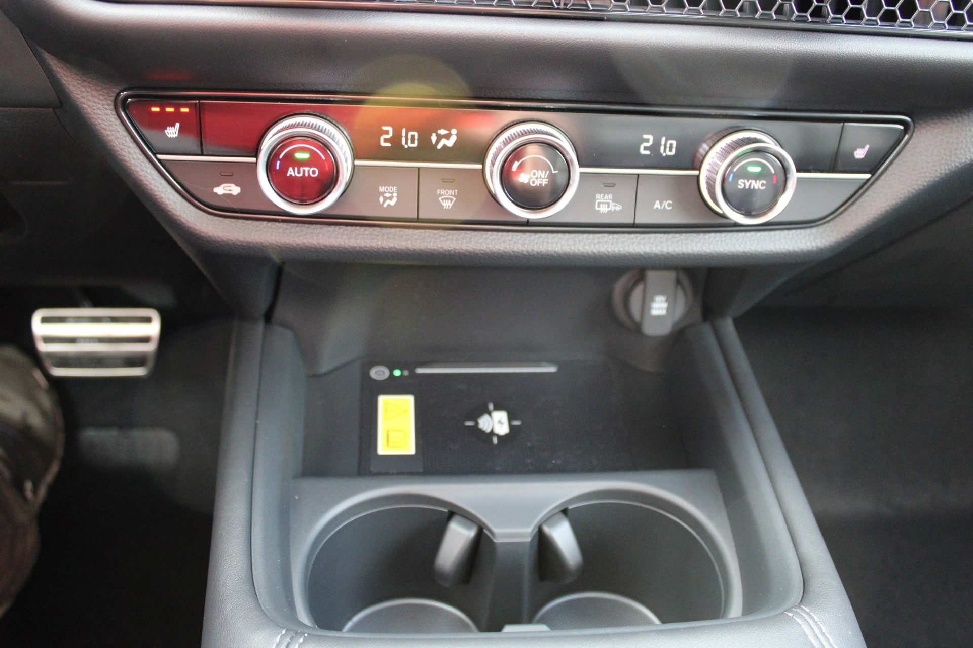 HONDA ZR-V 2.0i MMD Hybrid Advance-image-16