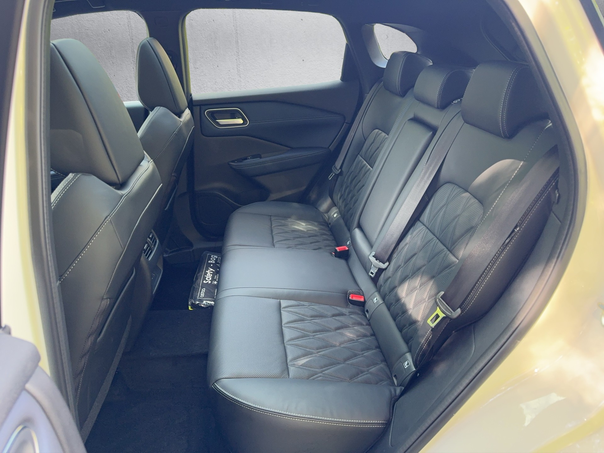NISSAN Qashqai 1.3 MHEV Tekna+ 4x4-image-10