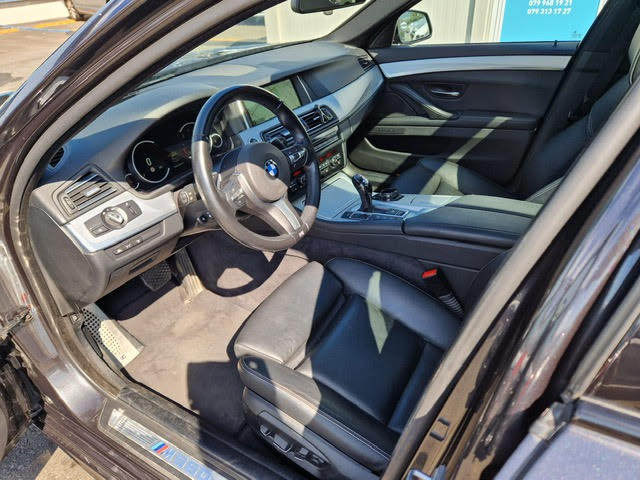 BMW M550d Touring xDrive Steptronic-image-7