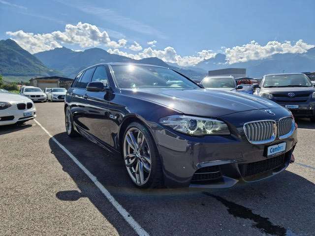 BMW M550d Touring xDrive Steptronic-image-1