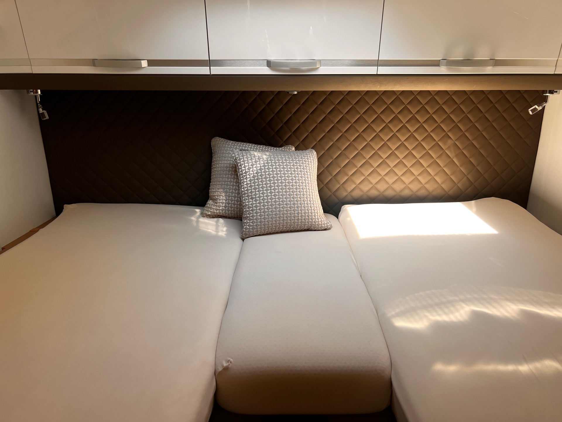 ADRIA Plus 670 DL-image-3