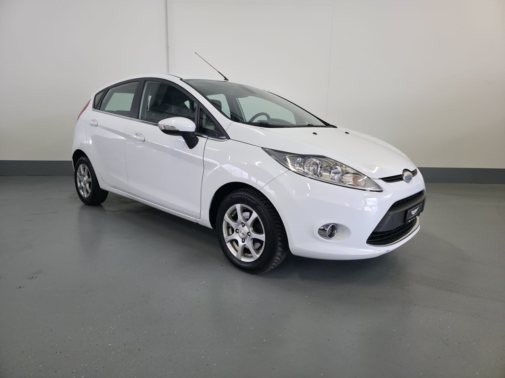 FORD Fiesta 1.6 16V Titanium-image-2