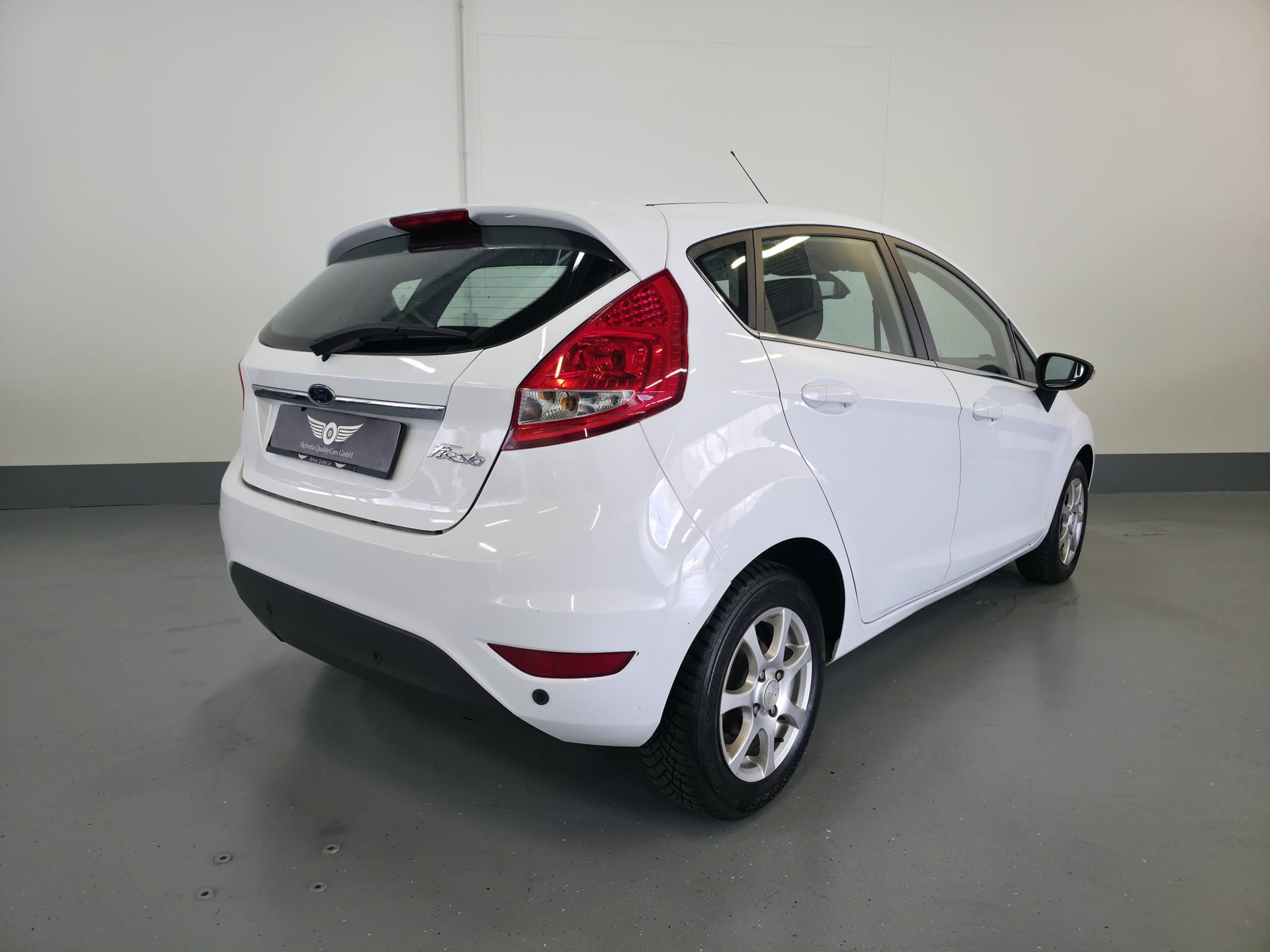 FORD Fiesta 1.6 16V Titanium-image-10