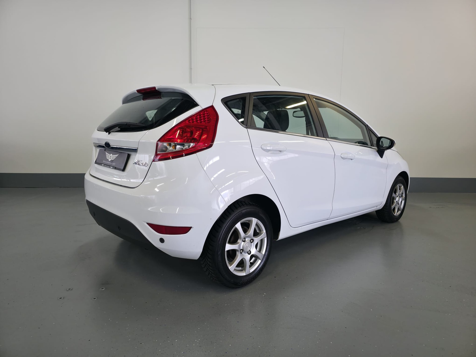FORD Fiesta 1.6 16V Titanium-image-9