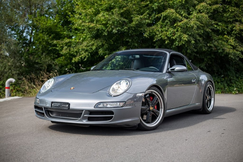 PORSCHE Carrera S Cabrio 997-image-0