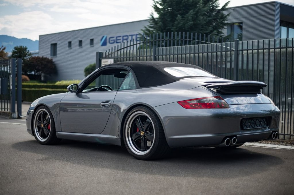 PORSCHE Carrera S Cabrio 997-image-2