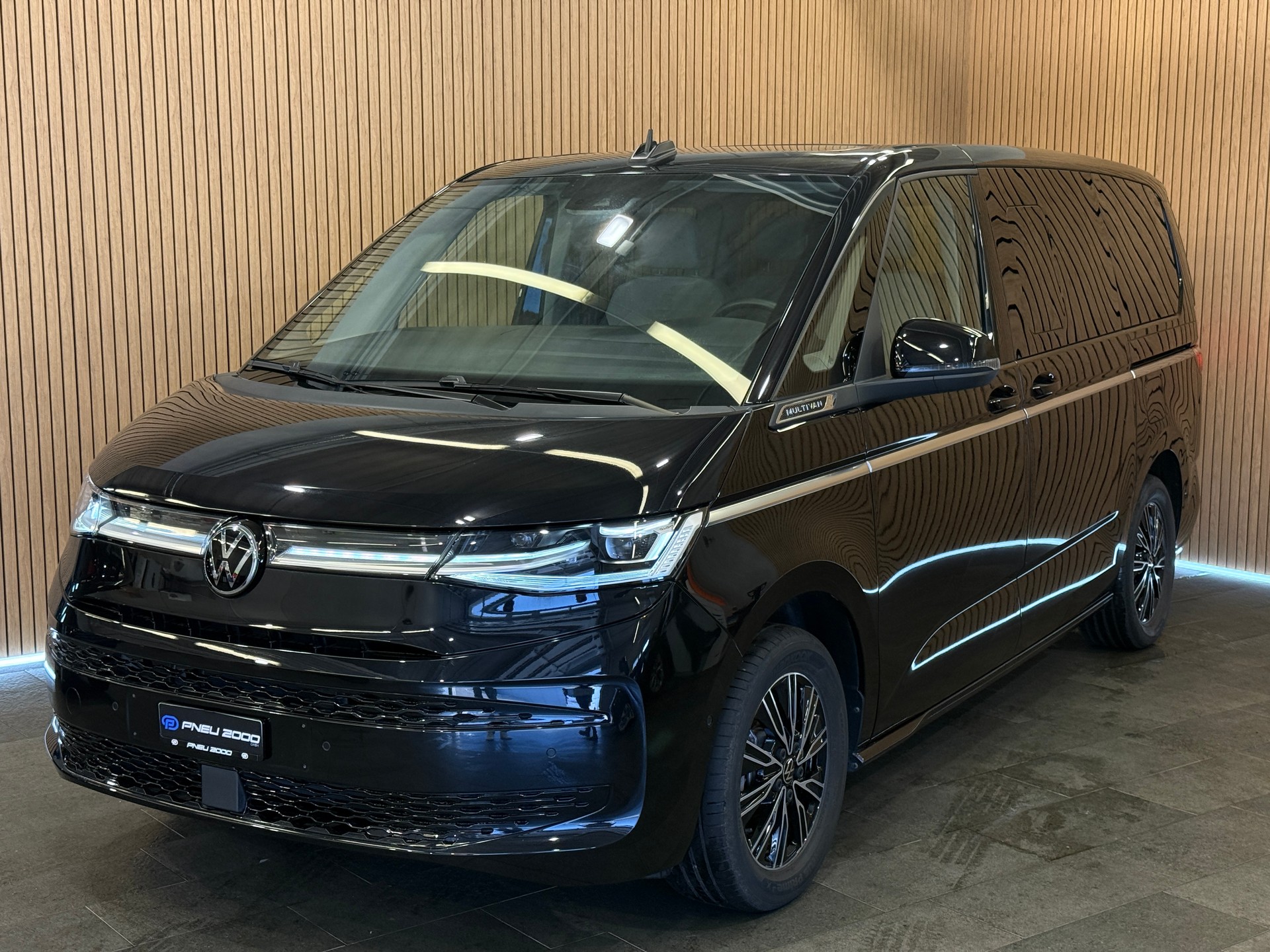 VW Multivan 1.4 eHybrid Style DSG Lang *7Sitze*-image-0