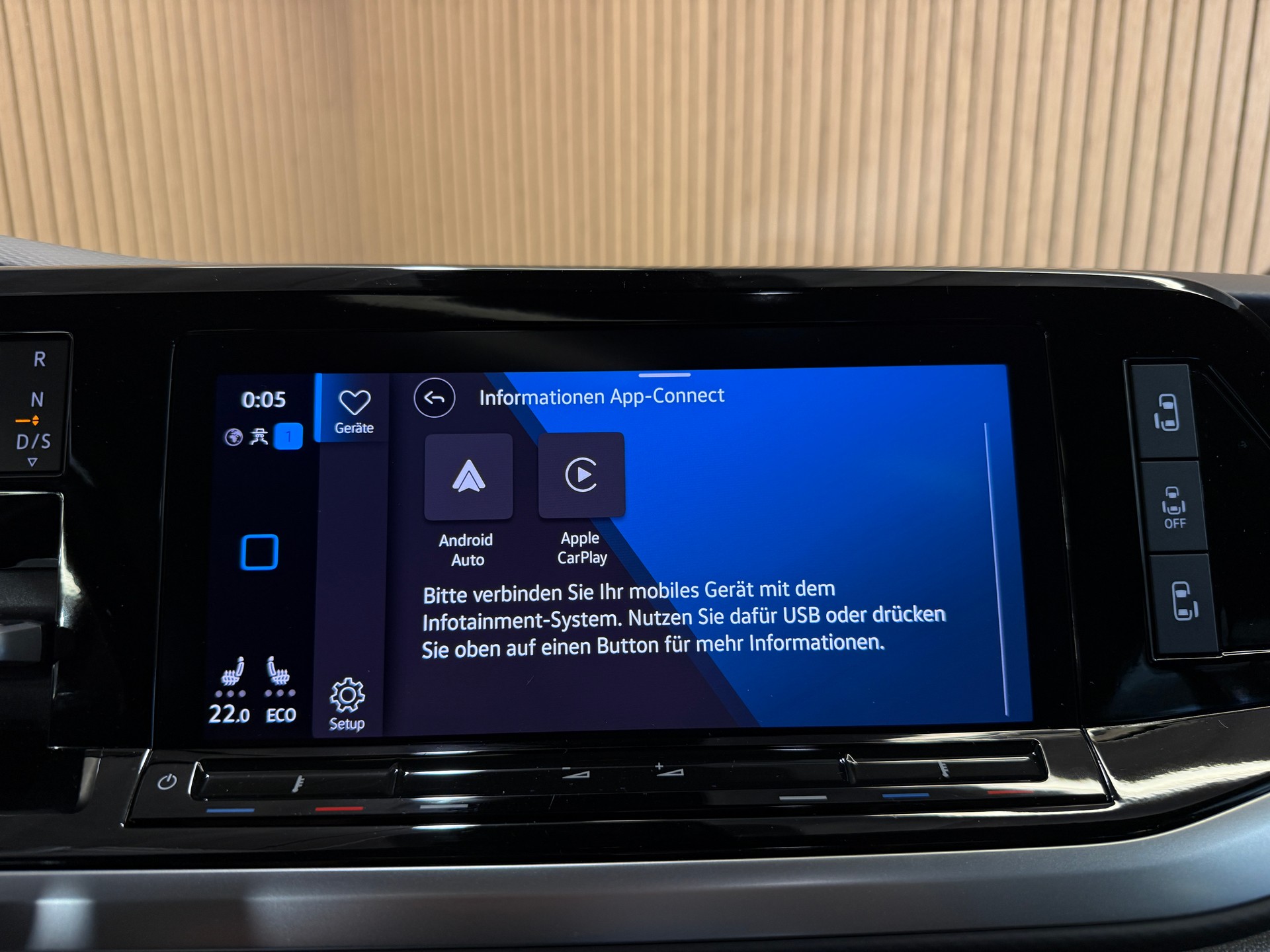 VW Multivan 1.4 eHybrid Style DSG Lang *7Sitze*-image-15