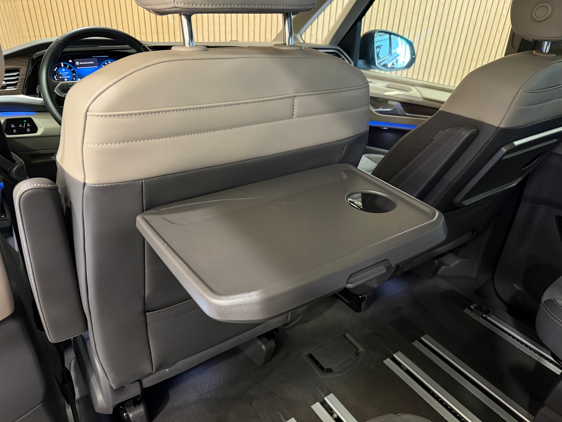 VW Multivan 1.4 eHybrid Style DSG Lang *7Sitze*-image-8