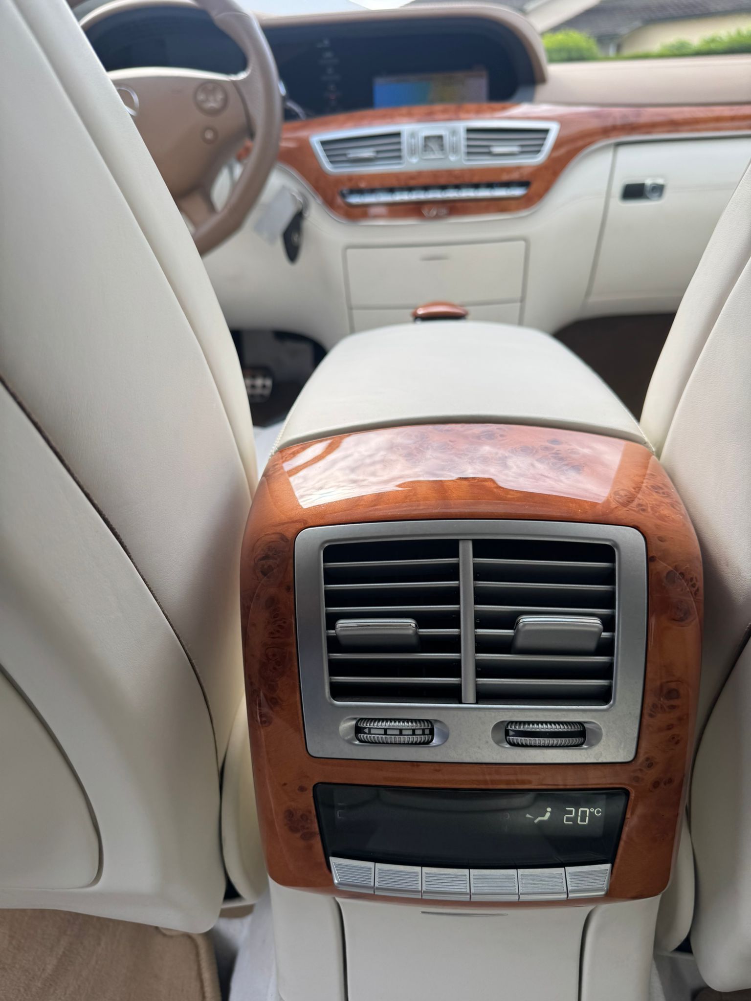 MERCEDES-BENZ S 65 AMG L Automatic-image-13