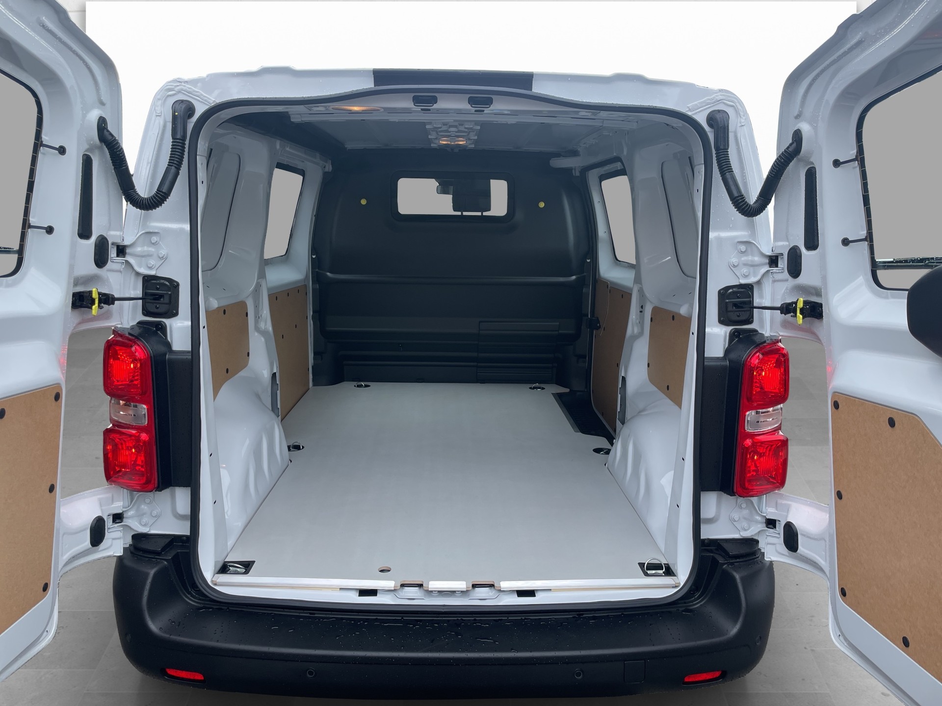 OPEL Vivaro-e Cargo 75kWh-image-10