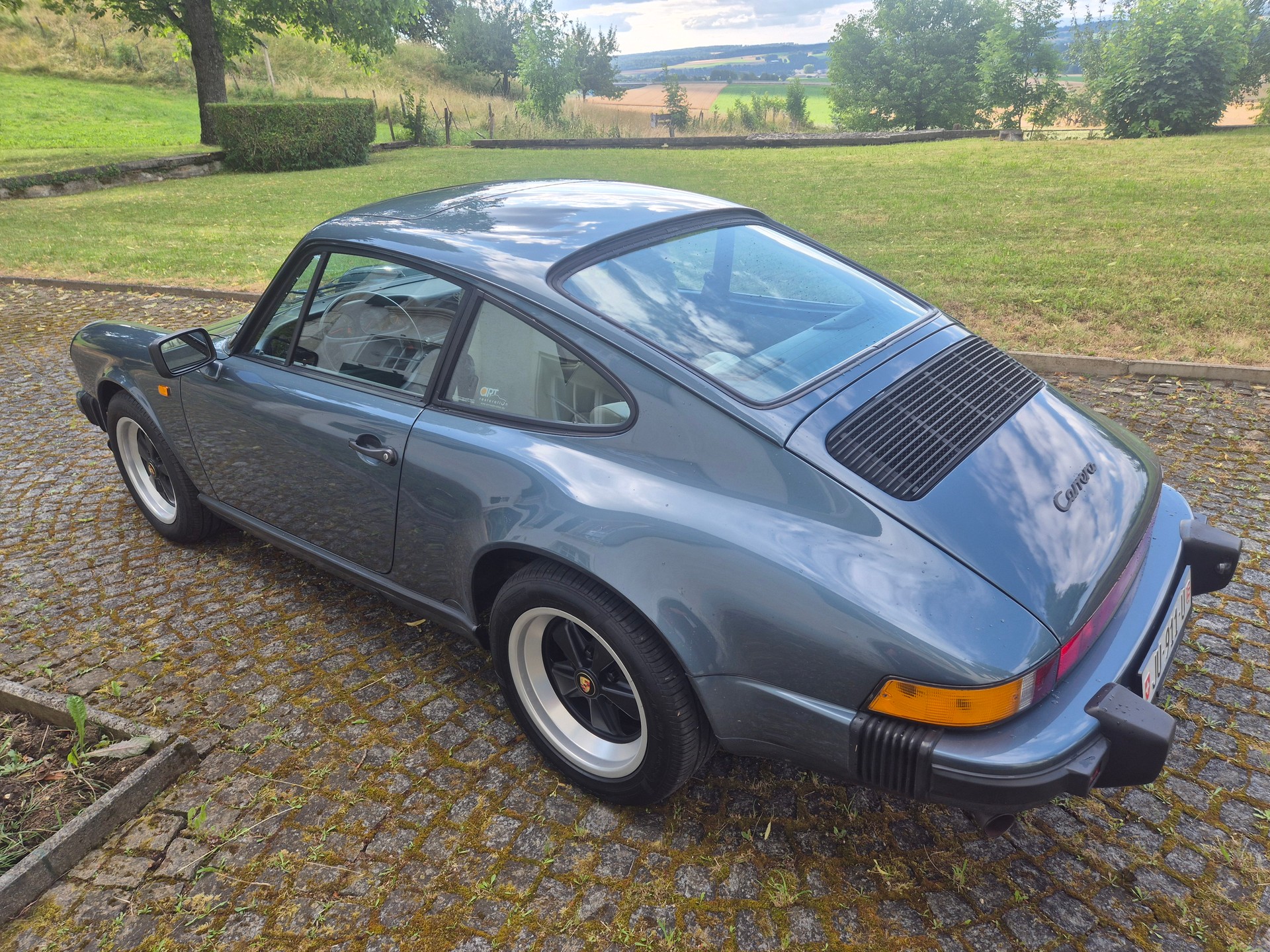 PORSCHE 911 Carrera veterans statut !1er mains-image-9