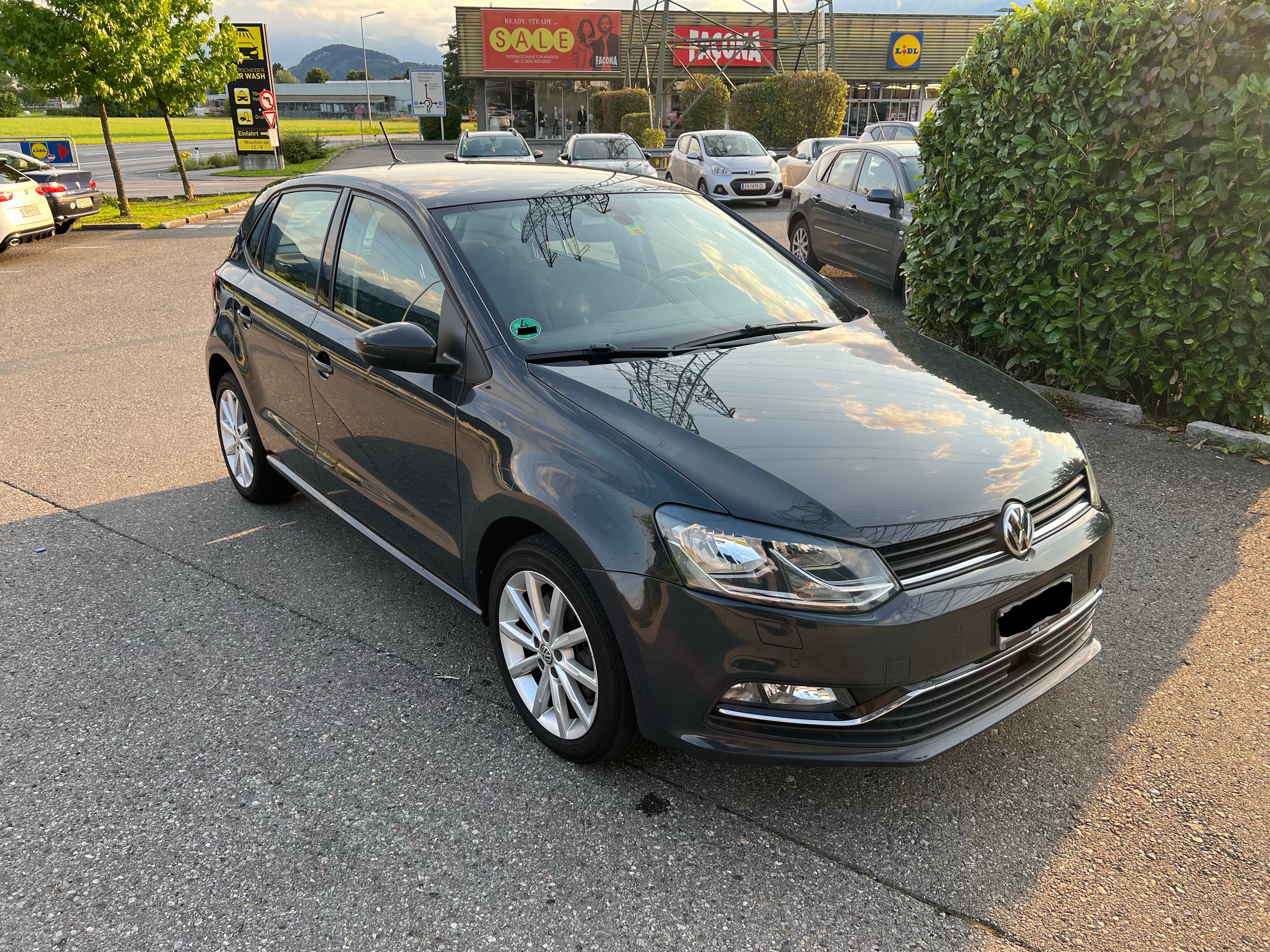 Car photo