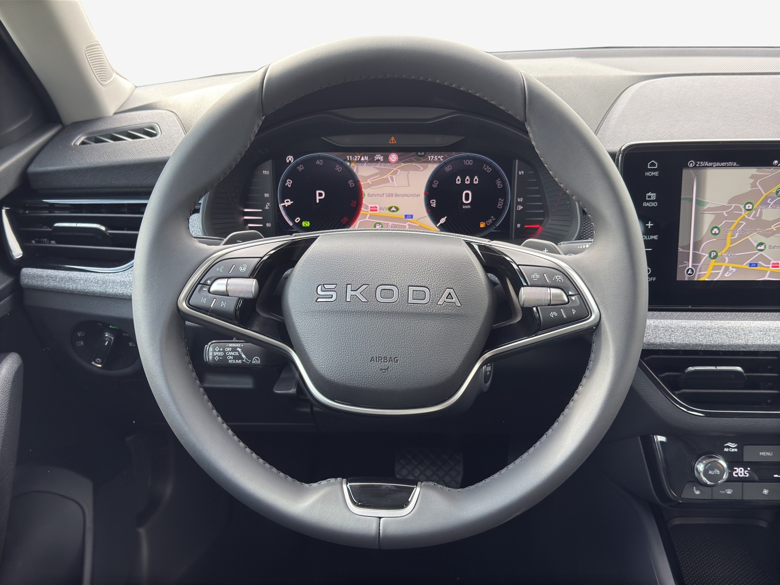 SKODA Dynamic-image-9