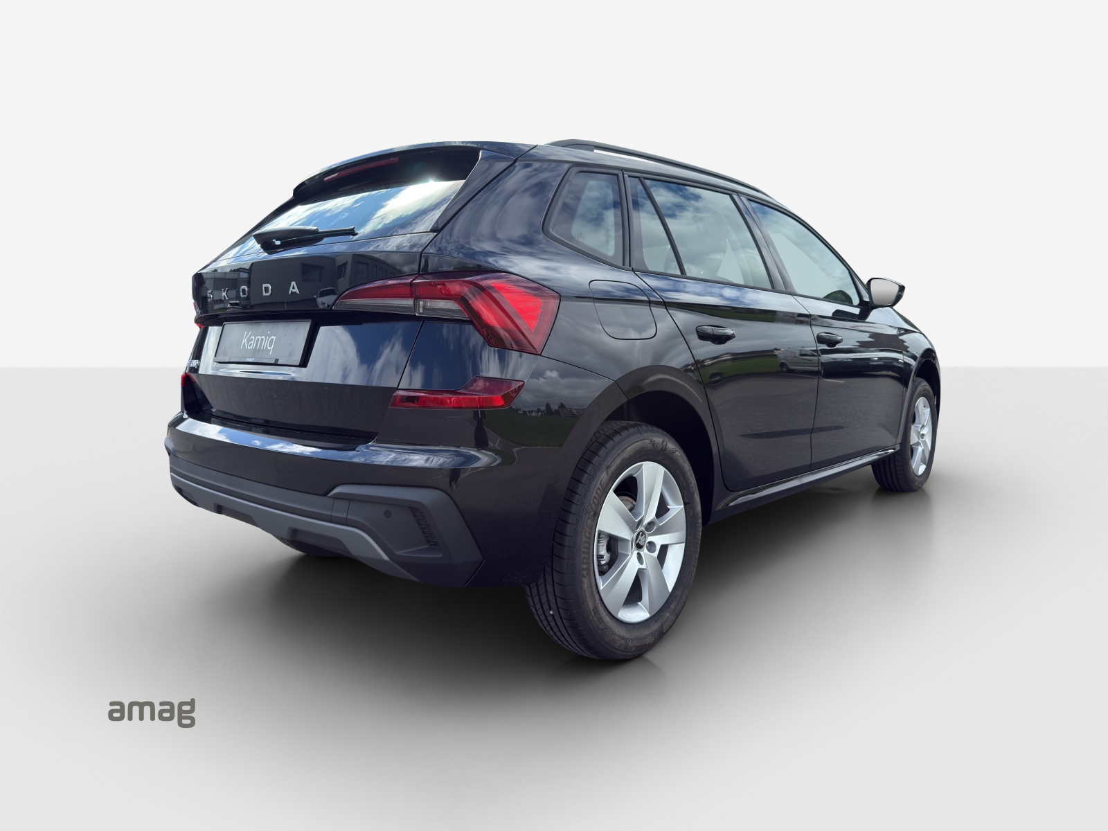 SKODA Dynamic-image-4