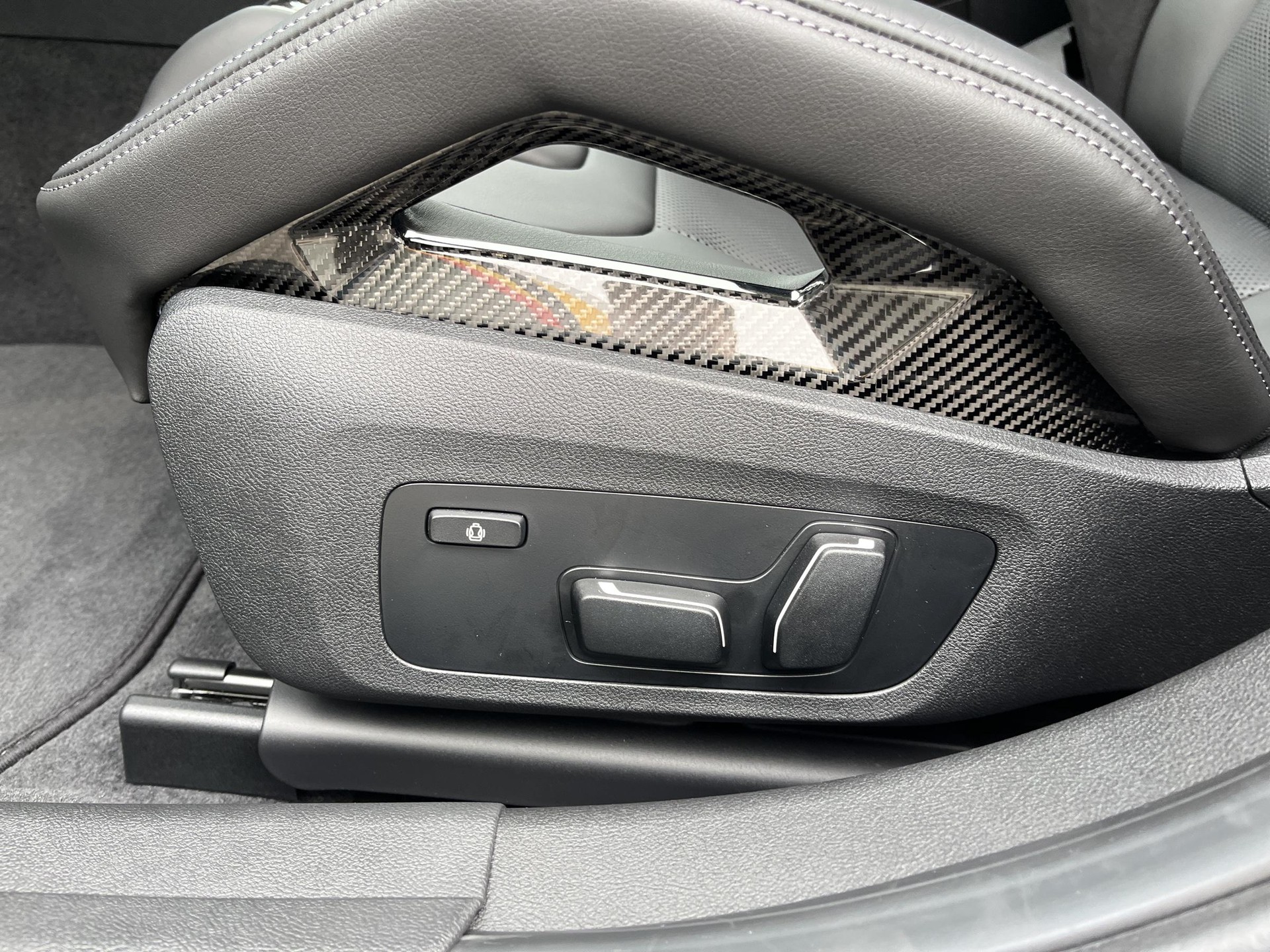 BMW M3 Competition xDrive Touring-image-14