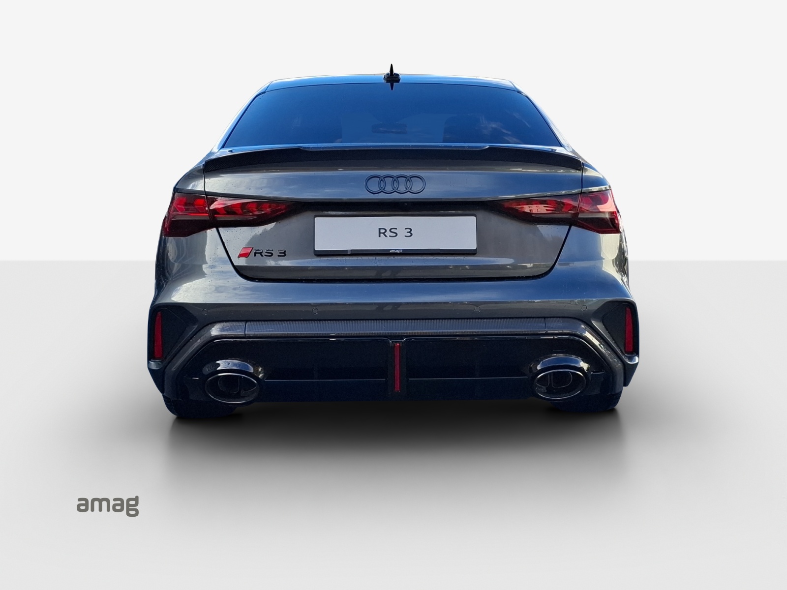 AUDI RS3 Limousine 2.5 TSI quattro S-tronic-showroom-element-3