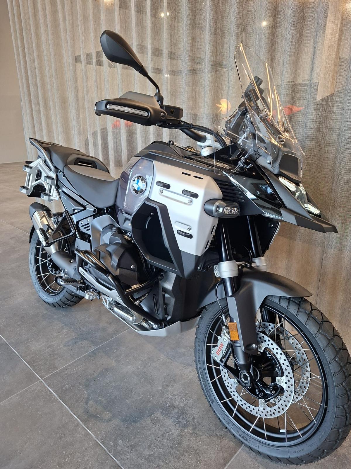 BMW R 1300 GS Adventure ASA - Boxer Deal-showroom-element-2