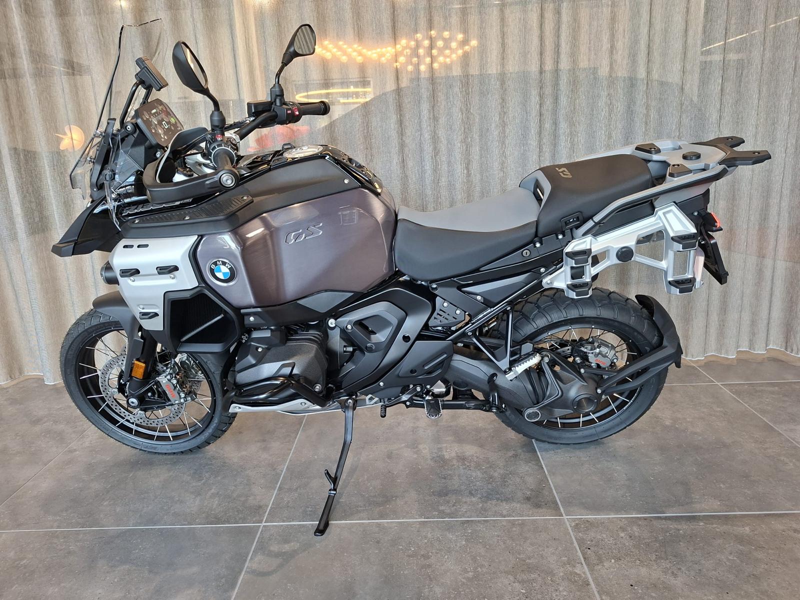 BMW R 1300 GS Adventure ASA - Boxer Deal-showroom-element-1