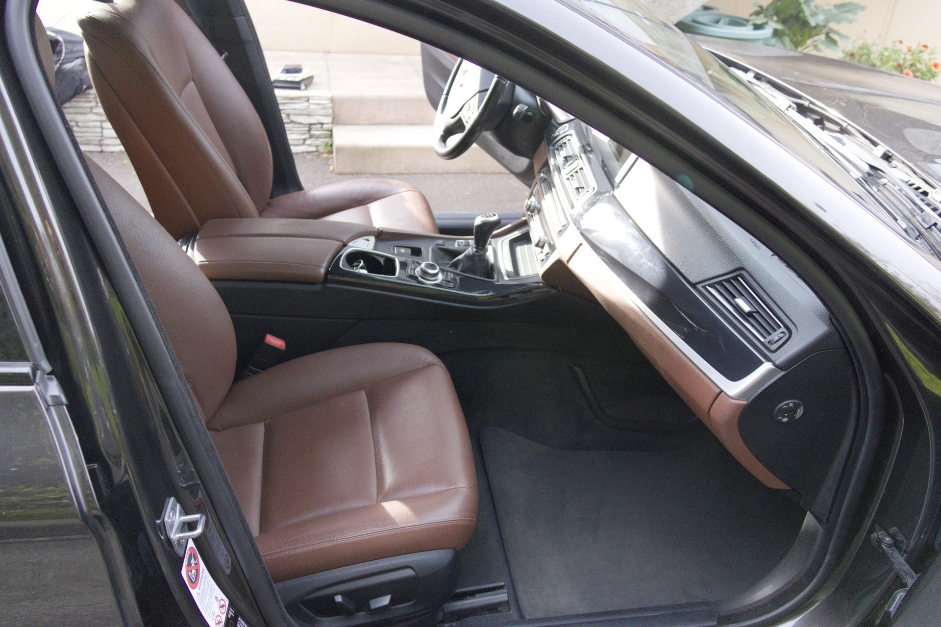 BMW 520i Touring-image-7