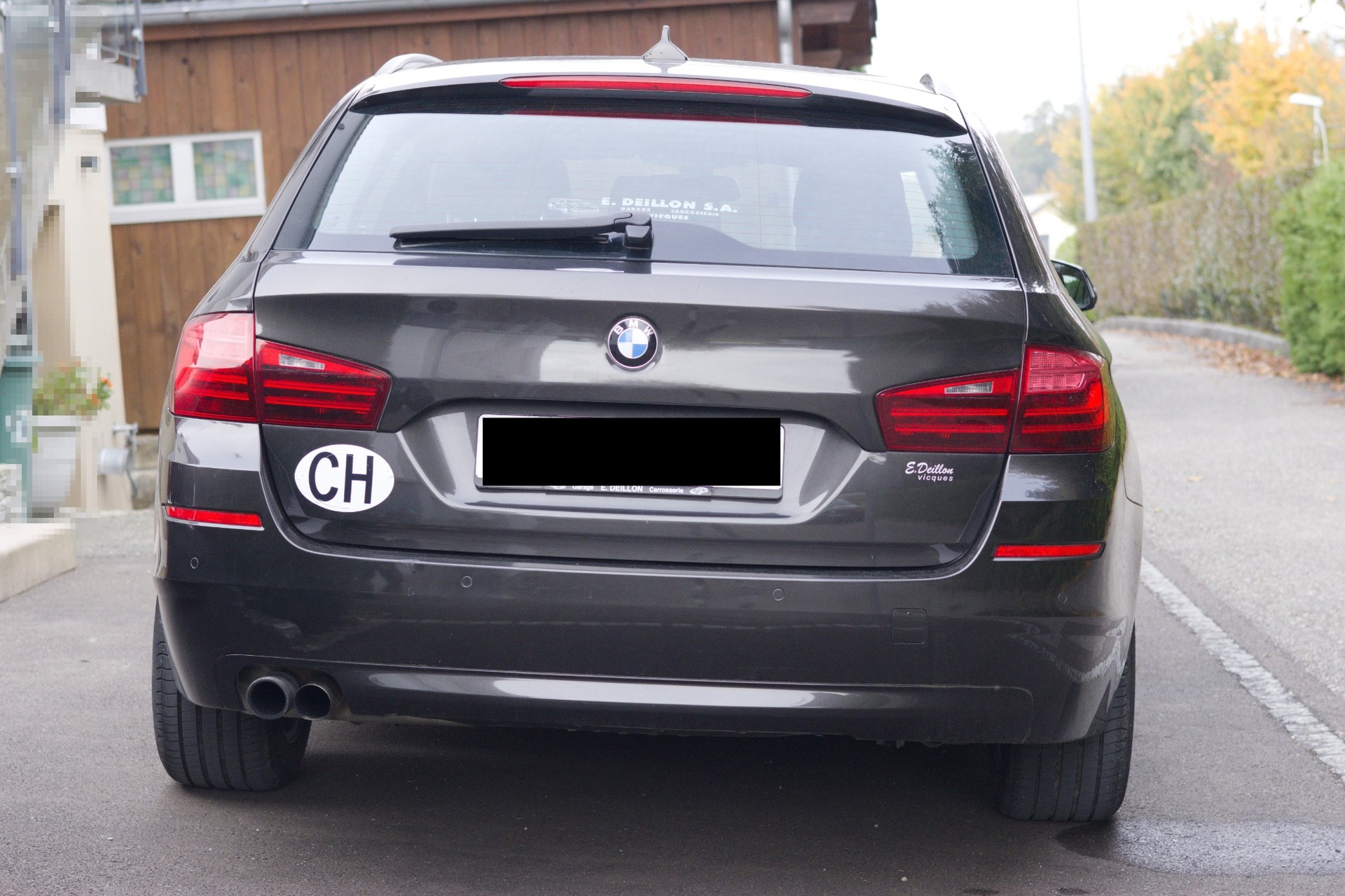 BMW 520i Touring-image-4