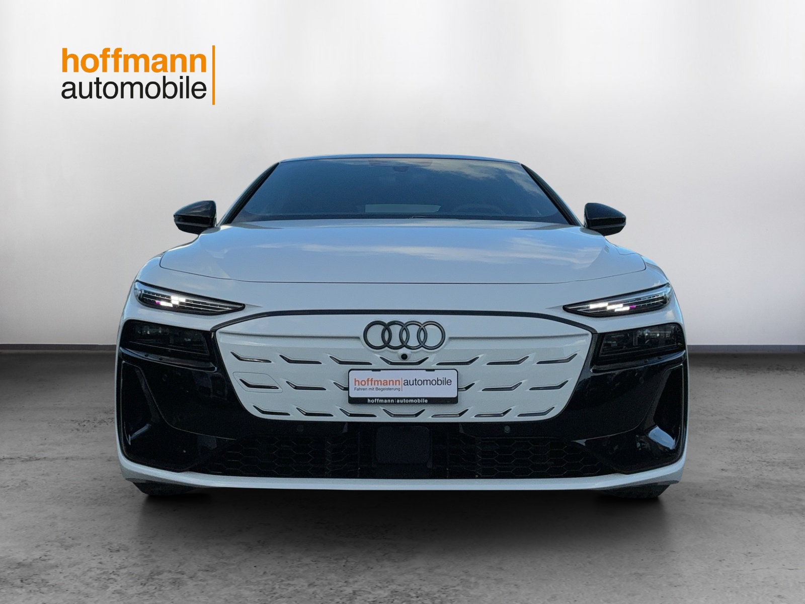 AUDI A6 Avant e-tron quattro-image-1