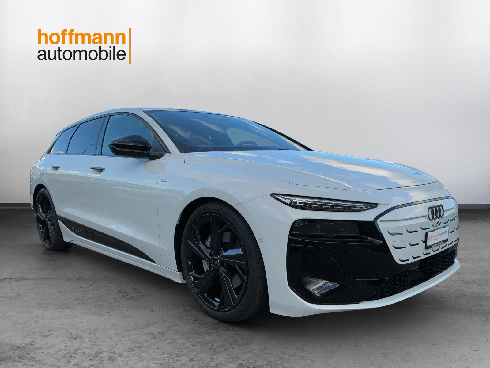AUDI A6 Avant e-tron quattro-image-2
