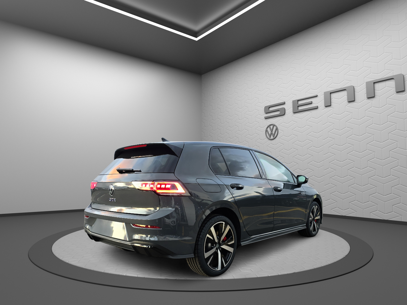 VW VW Golf GTE-image-2
