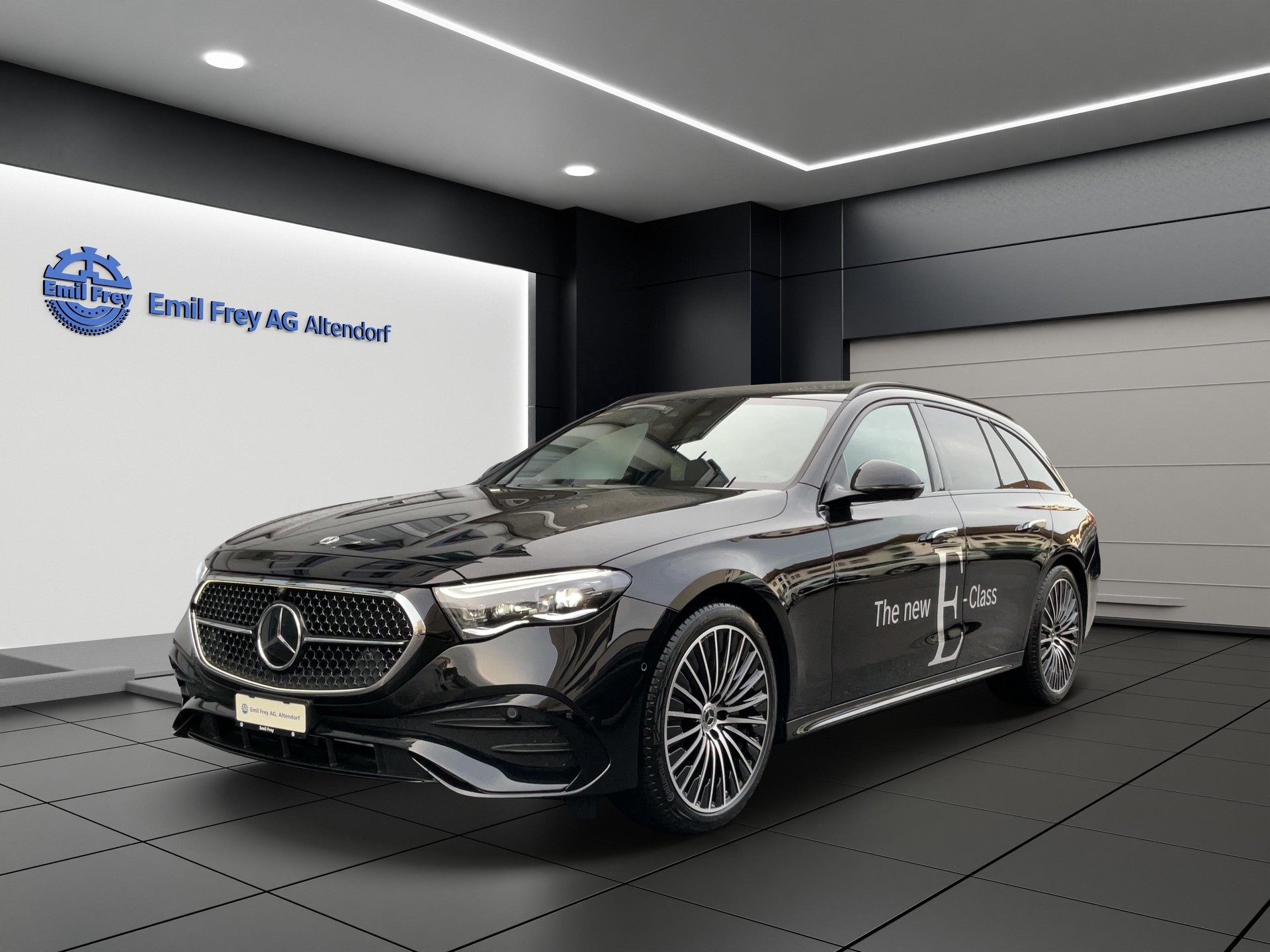 MERCEDES-BENZ E 220 d Kombi AMG Line-image-0