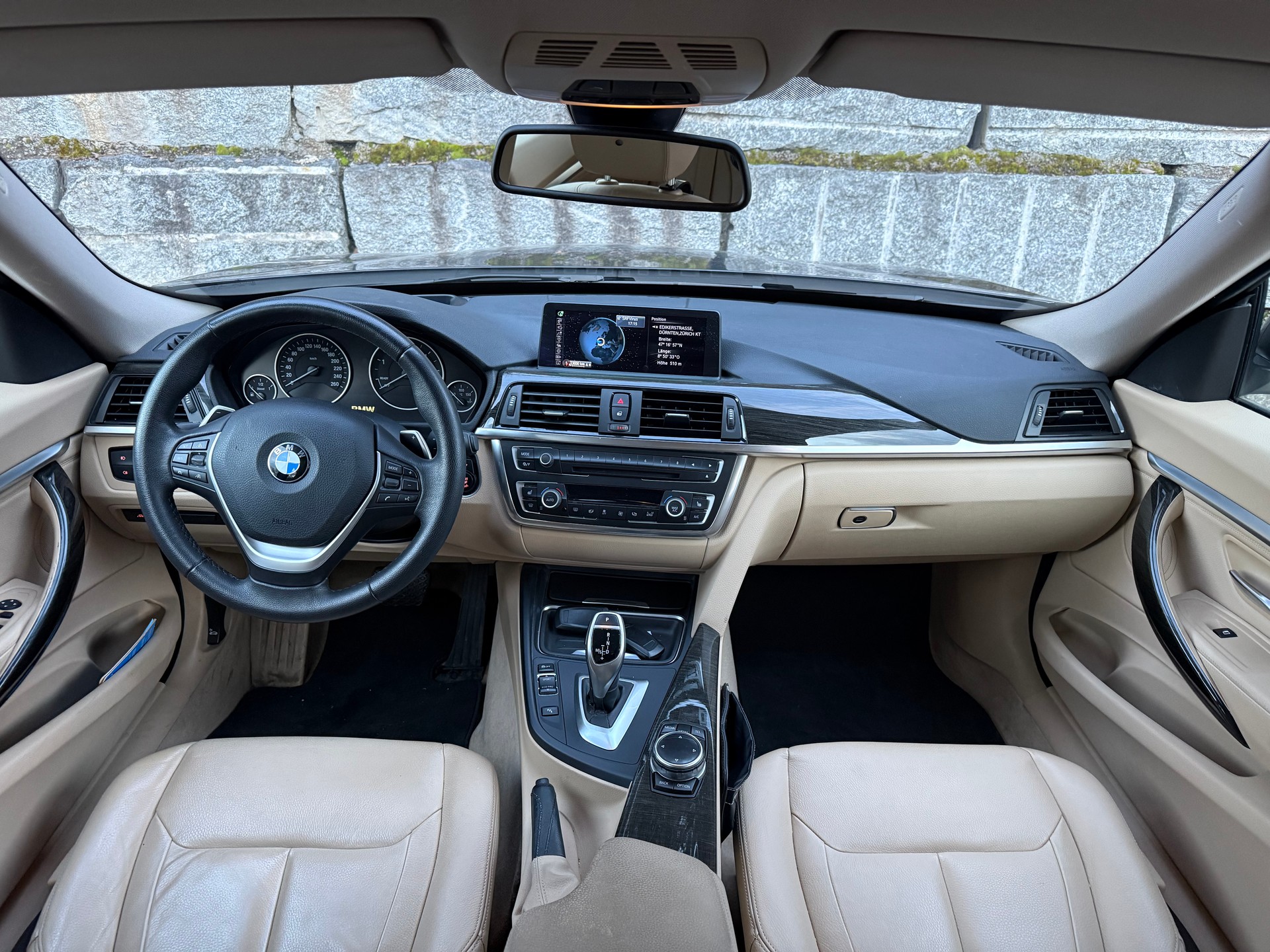 BMW 320d GT xDrive Luxury Line Steptronic-image-4