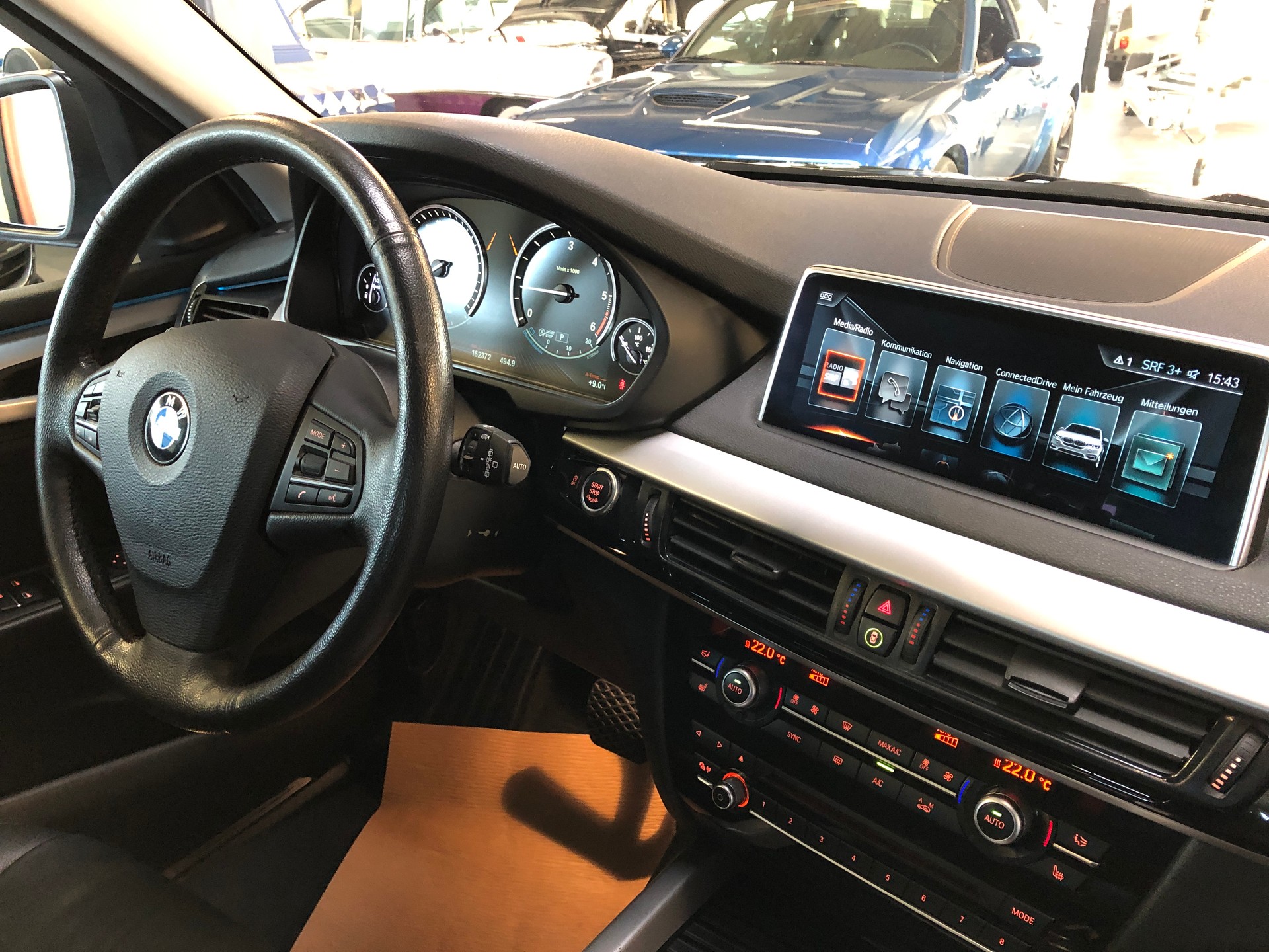 BMW X5 xDrive 25d Steptronic-image-15