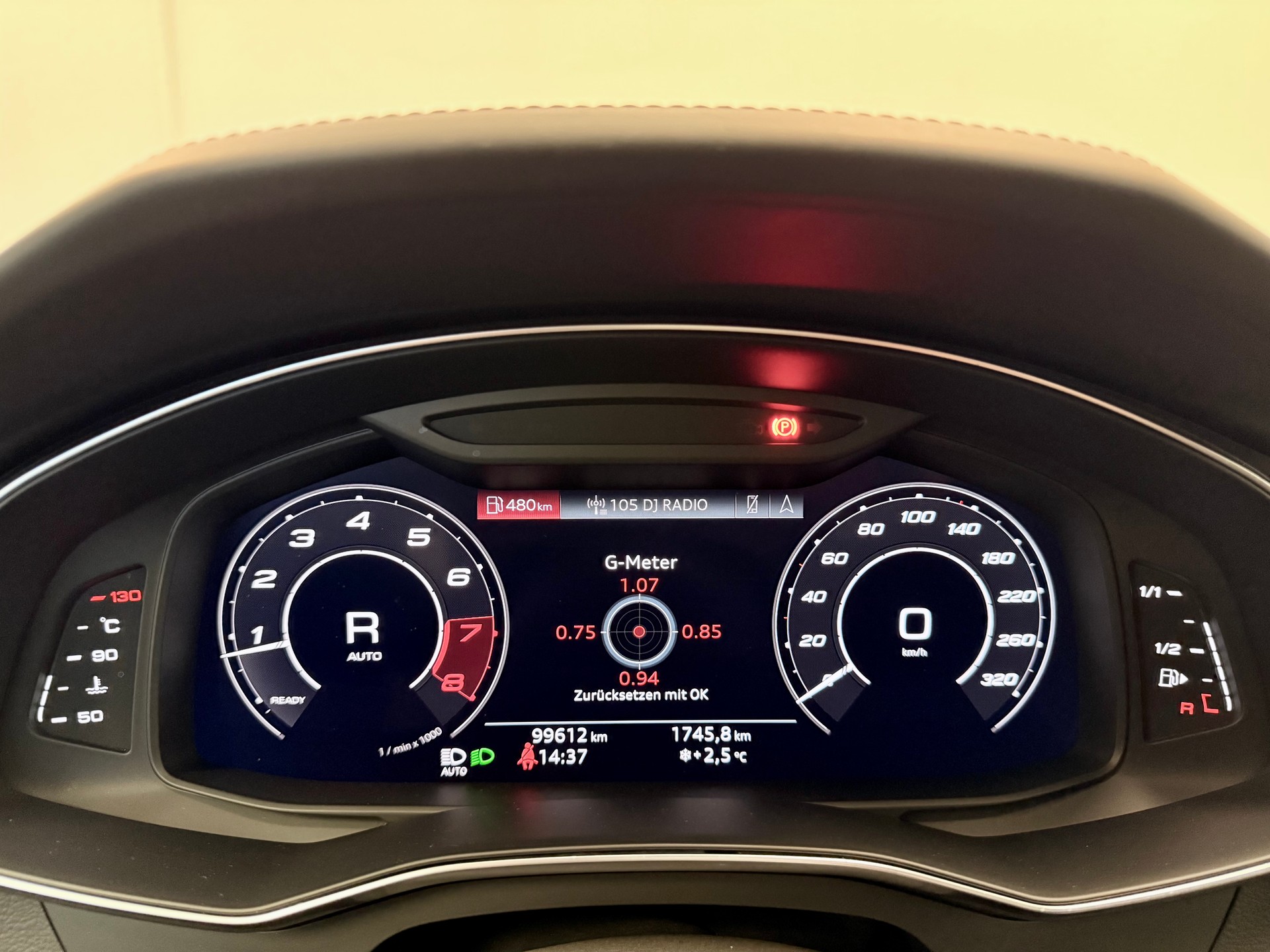 AUDI RS6 Avant-image-21