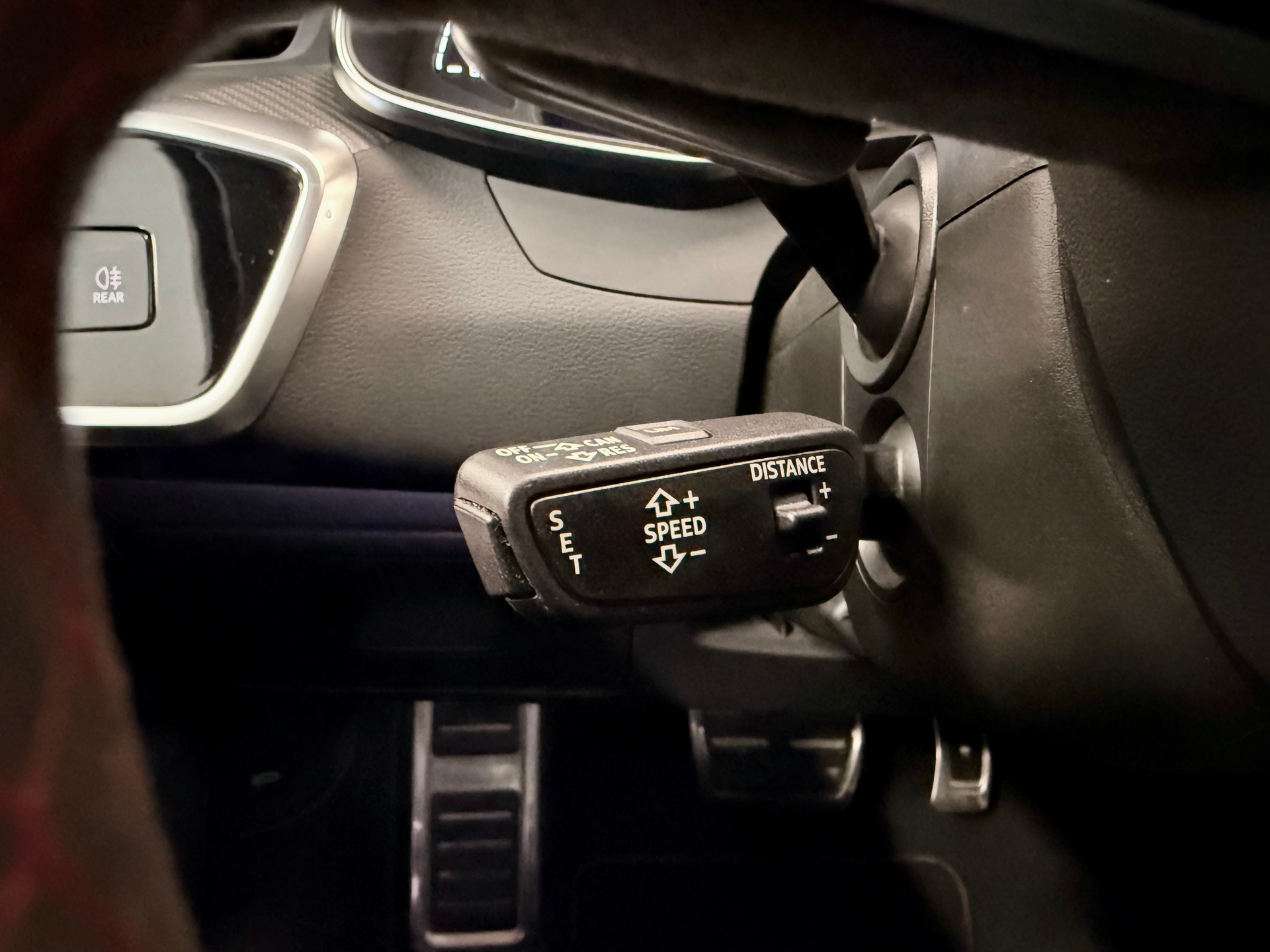 AUDI RS6 Avant-image-23