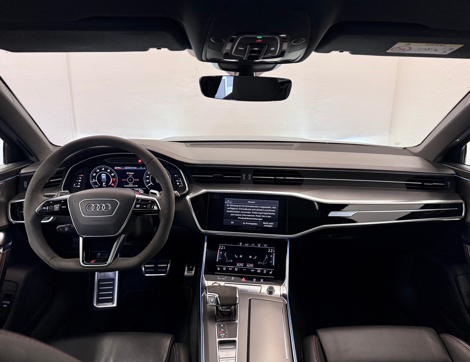 AUDI RS6 Avant-image-13