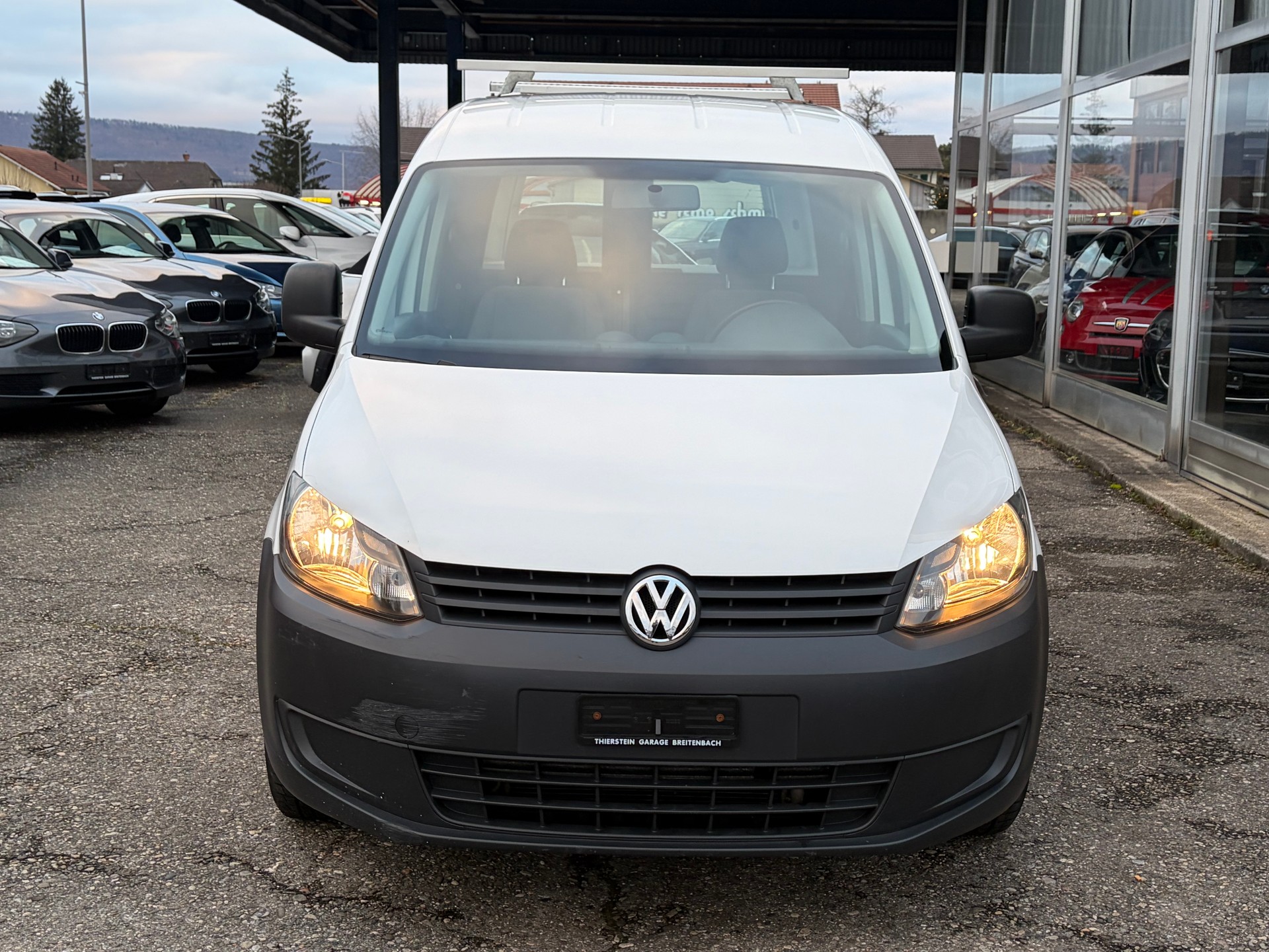 VW Caddy 2.0 TDI 4Motion-showroom-element-1