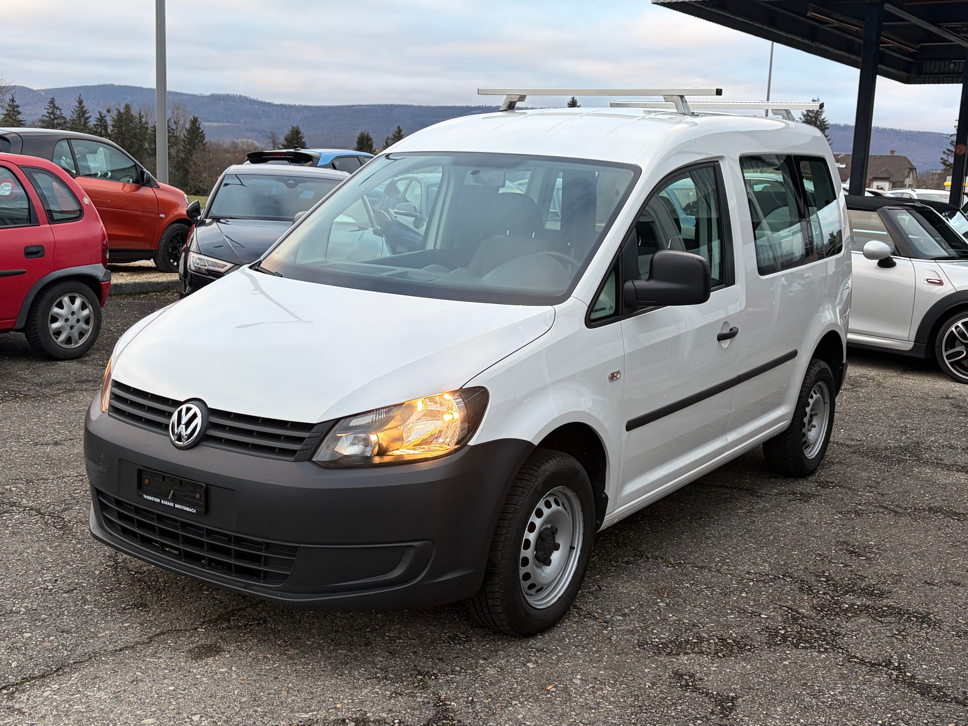 VW Caddy 2.0 TDI 4Motion-showroom-element-2