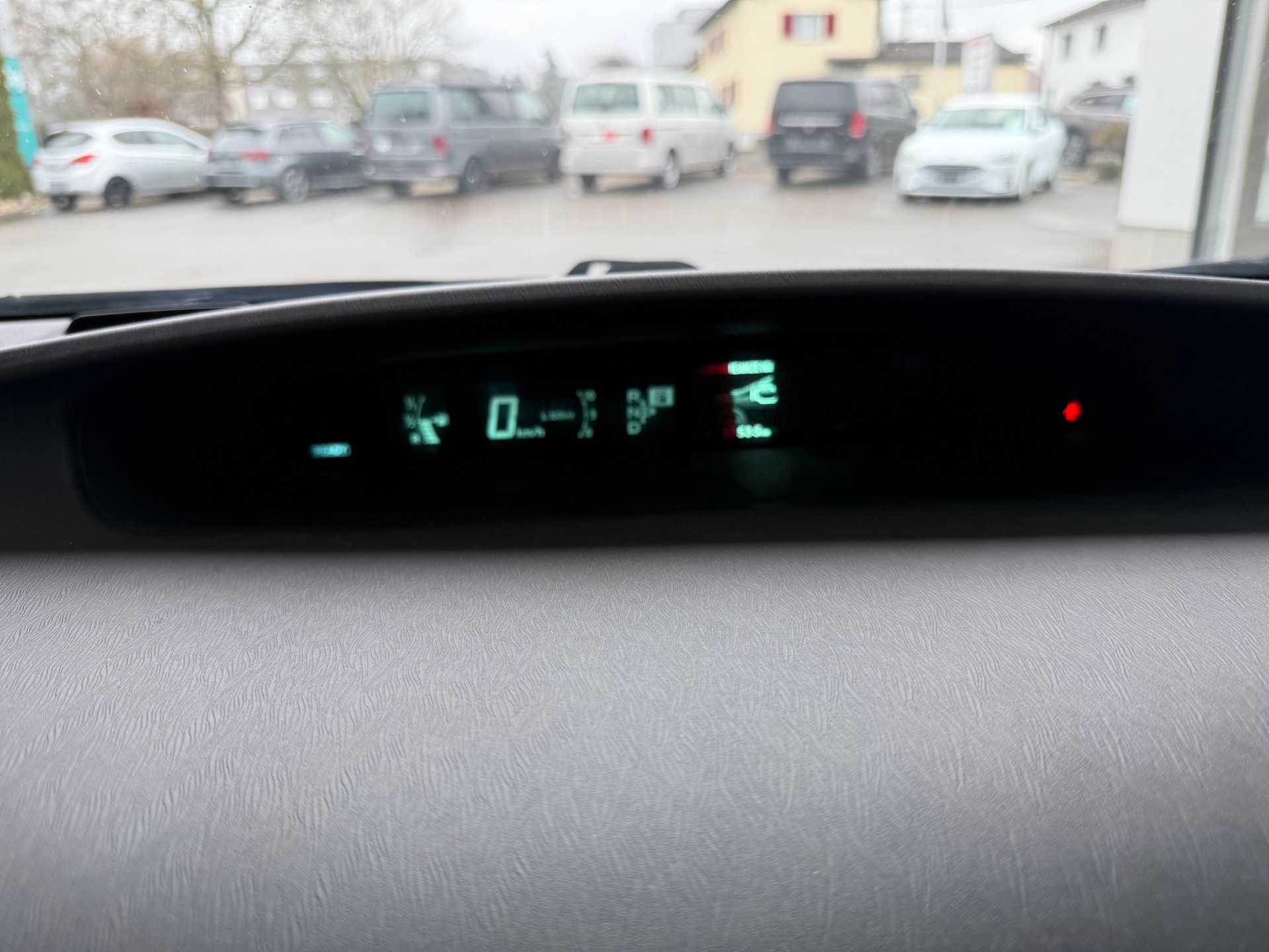 TOYOTA Prius 1.8 VVT-i HSD Sol P-image-7