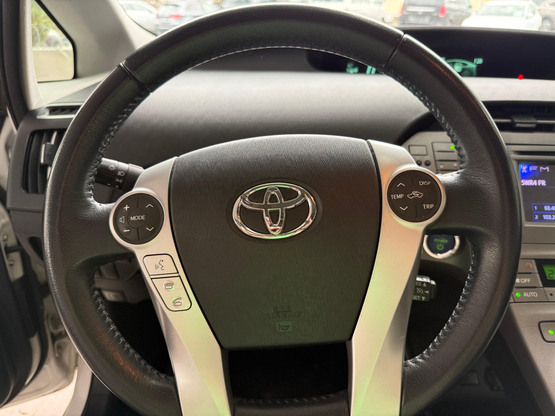 TOYOTA Prius 1.8 VVT-i HSD Sol P-image-8