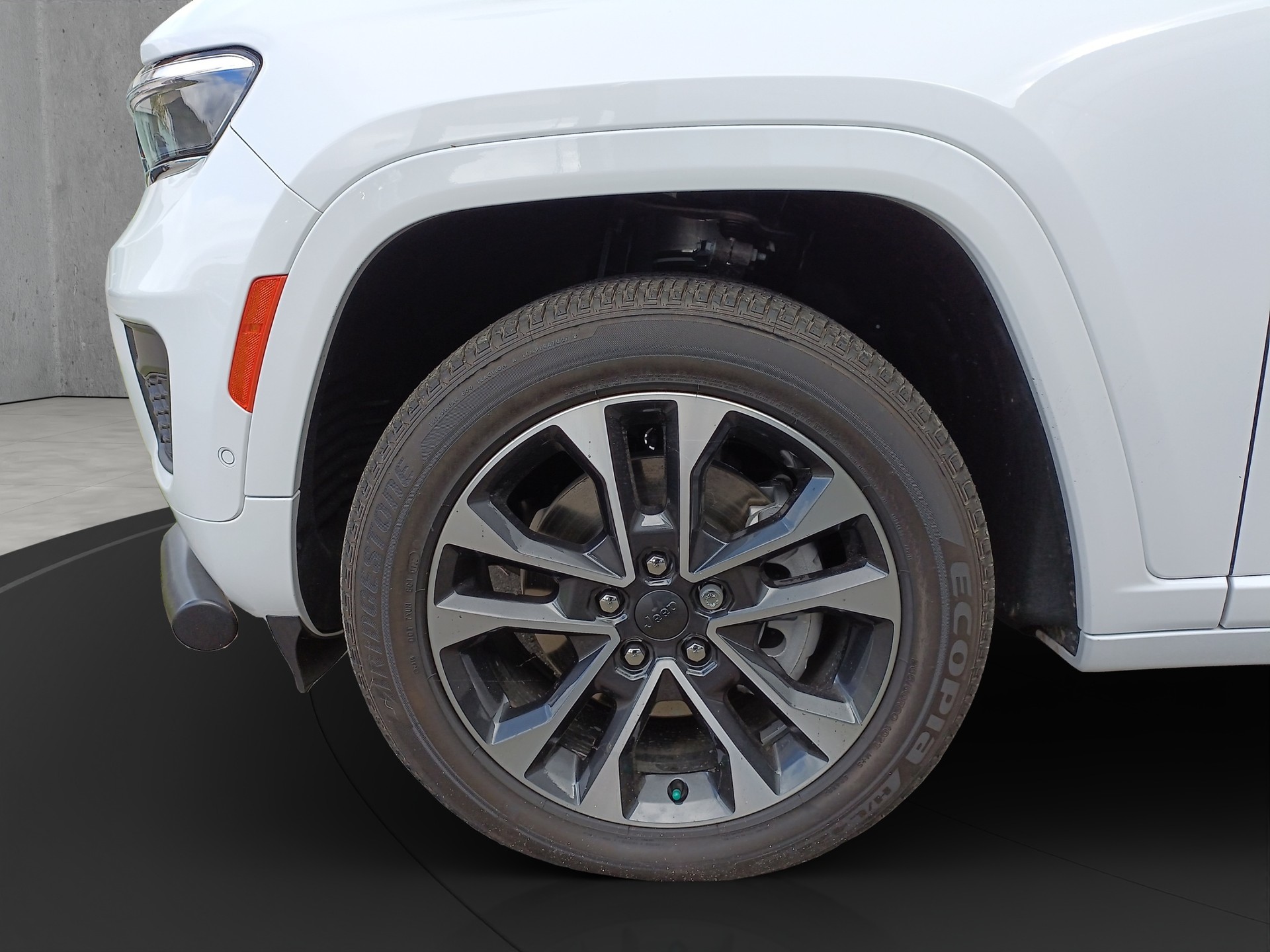 JEEP Grand Cherokee 5.7 364cv V8 Overlan-image-14