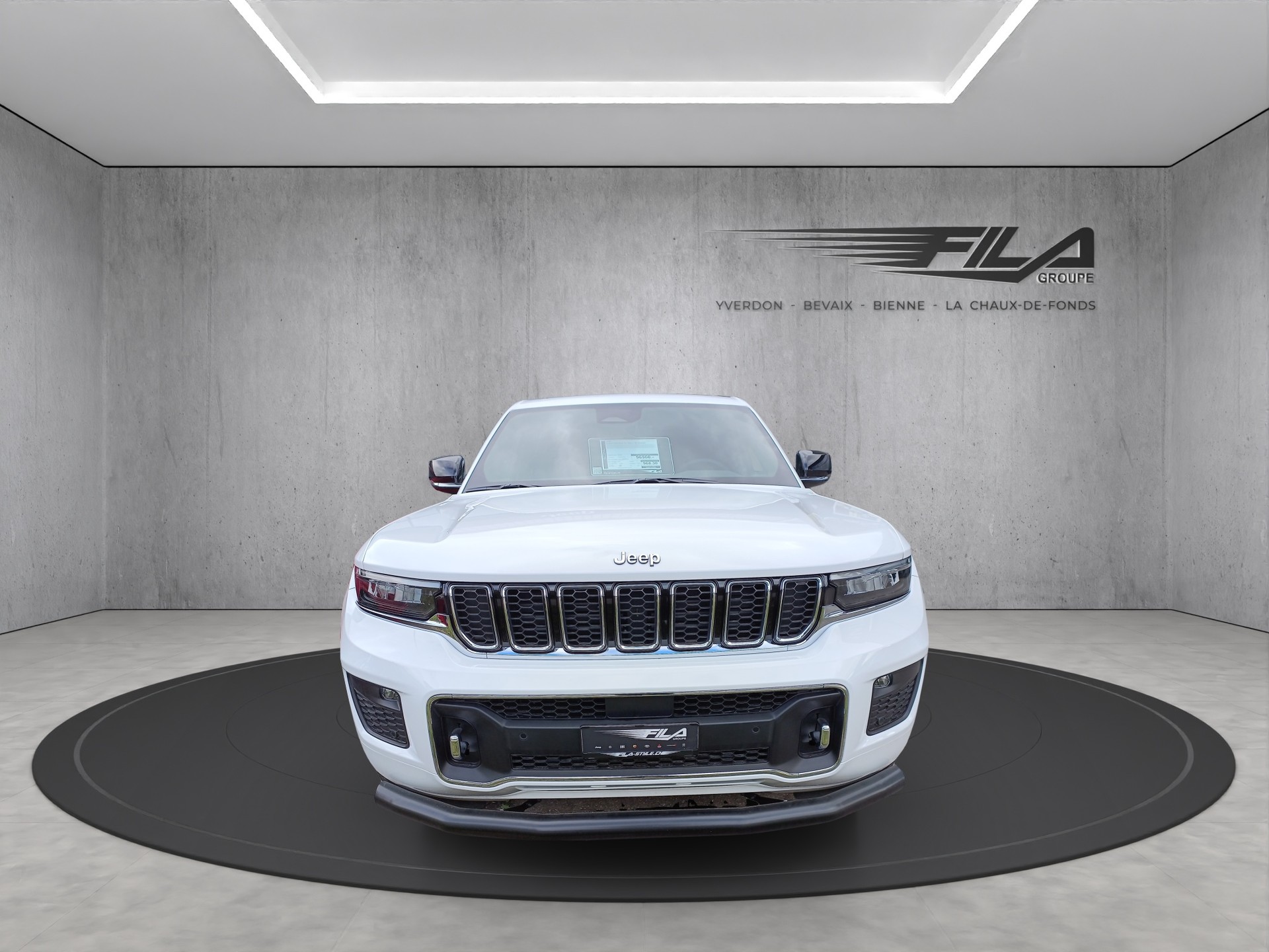JEEP Grand Cherokee 5.7 364cv V8 Overlan-image-1