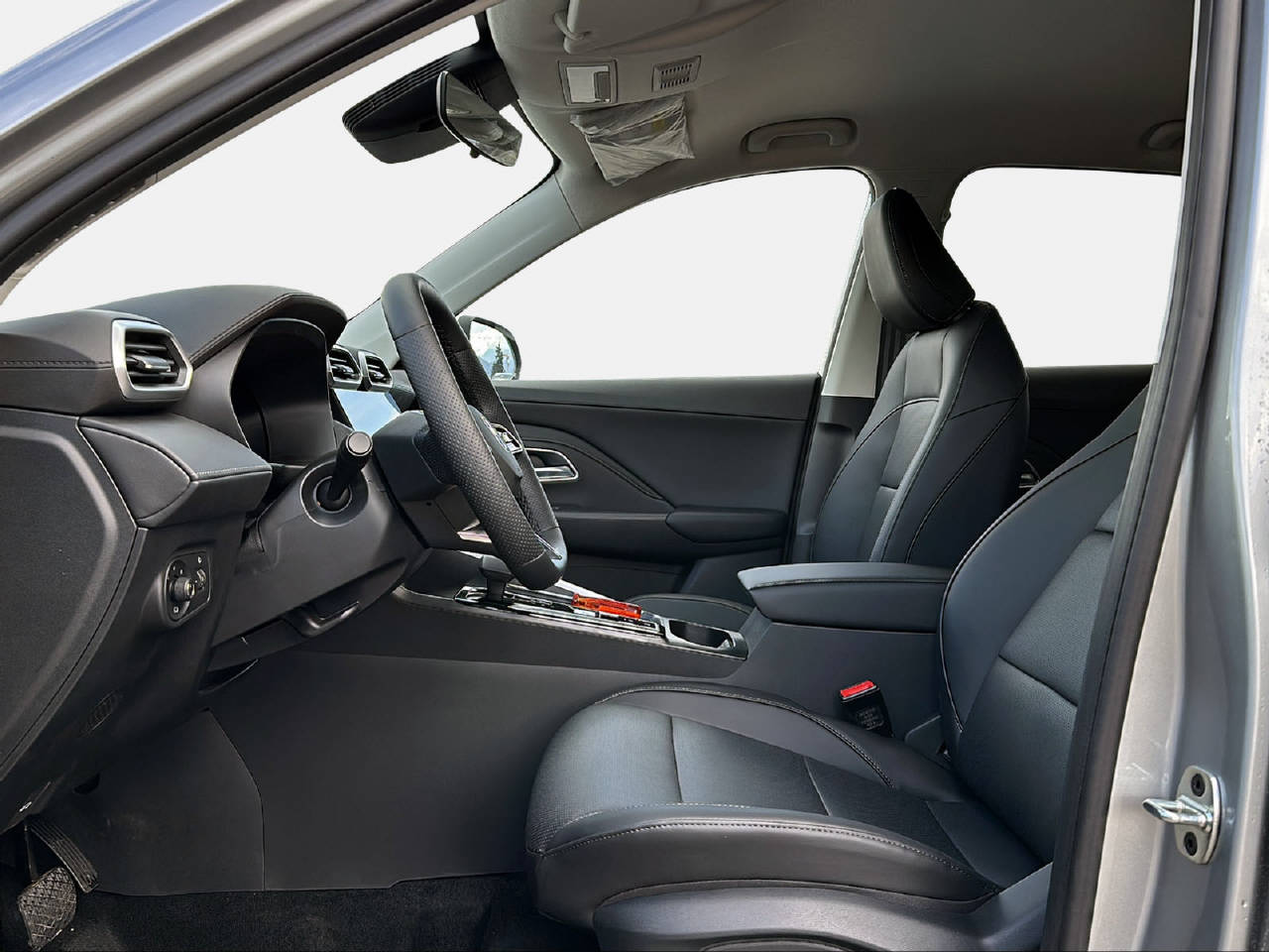 MG ZS 1.5 Hybrid+ Luxury-image-9