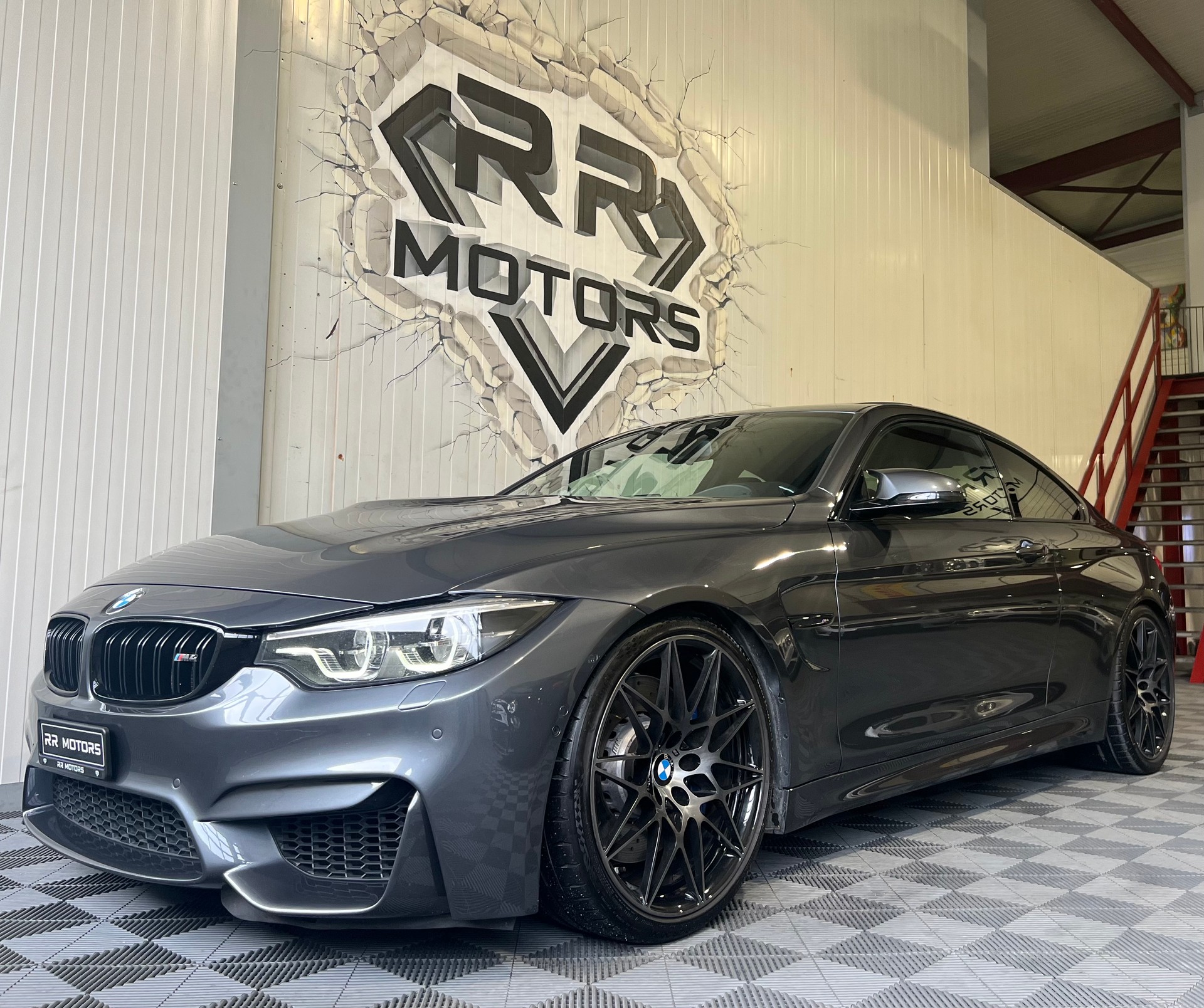 BMW M4 Coupé Competition DKG