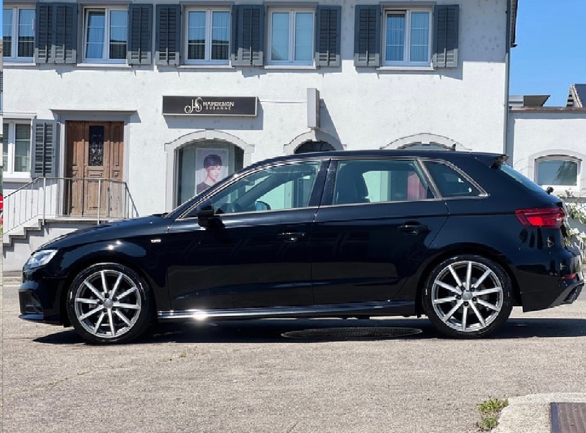 AUDI A3 Sportback 30 TDI S-line Sport-image-3
