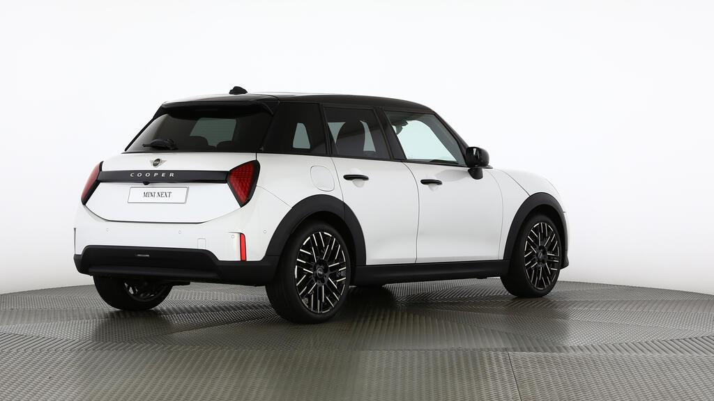 MINI Cooper 5 door C-image-4