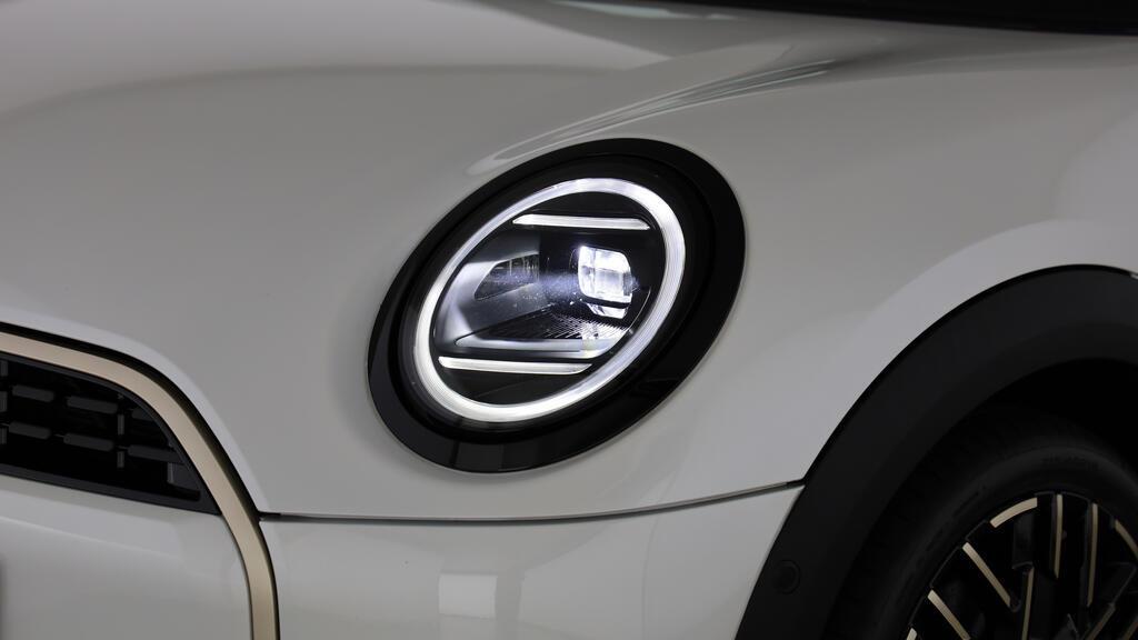 MINI Cooper 5 door C-image-14