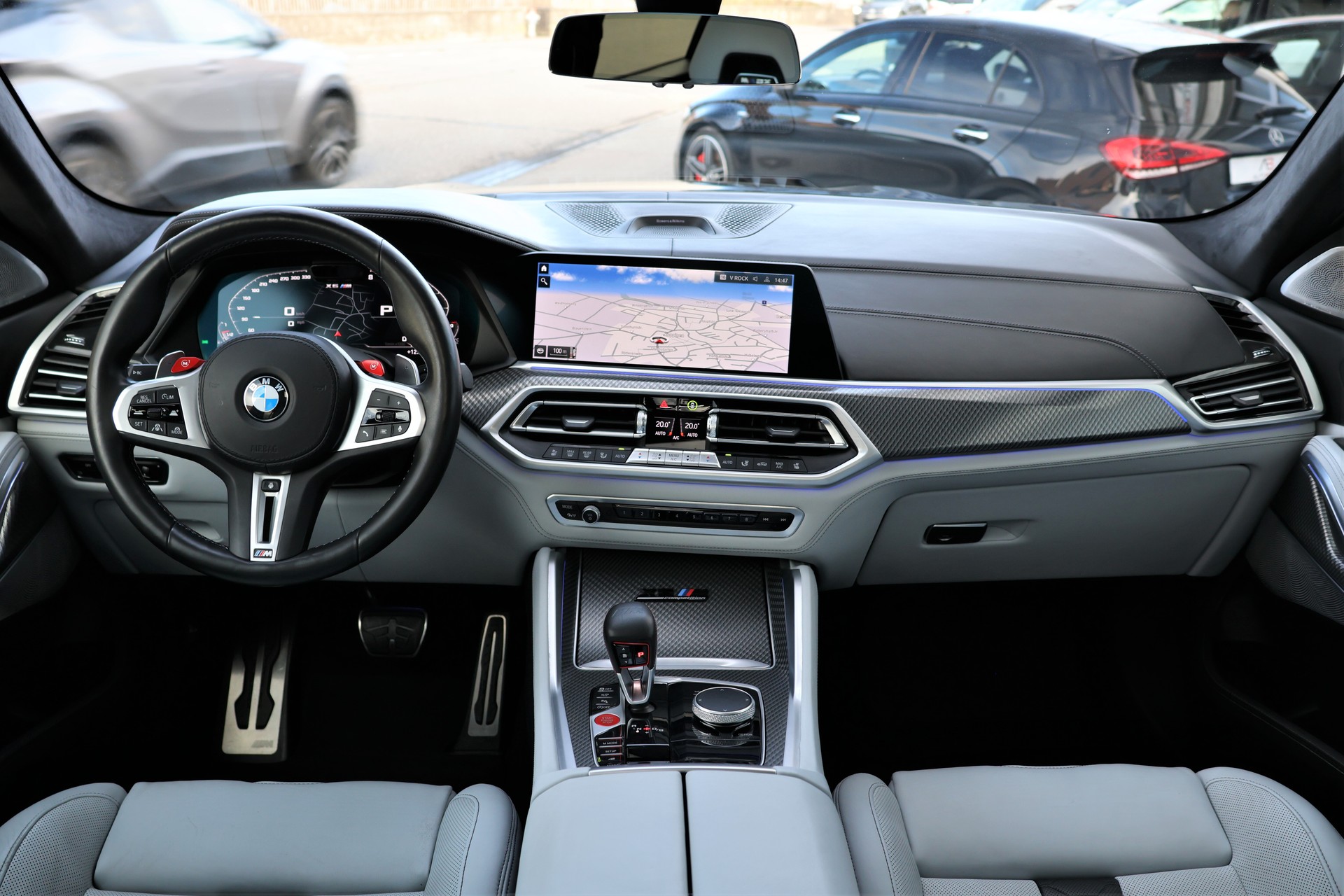 BMW X6M Steptronic M Competition (CH) "Tansanitblau"-image-17