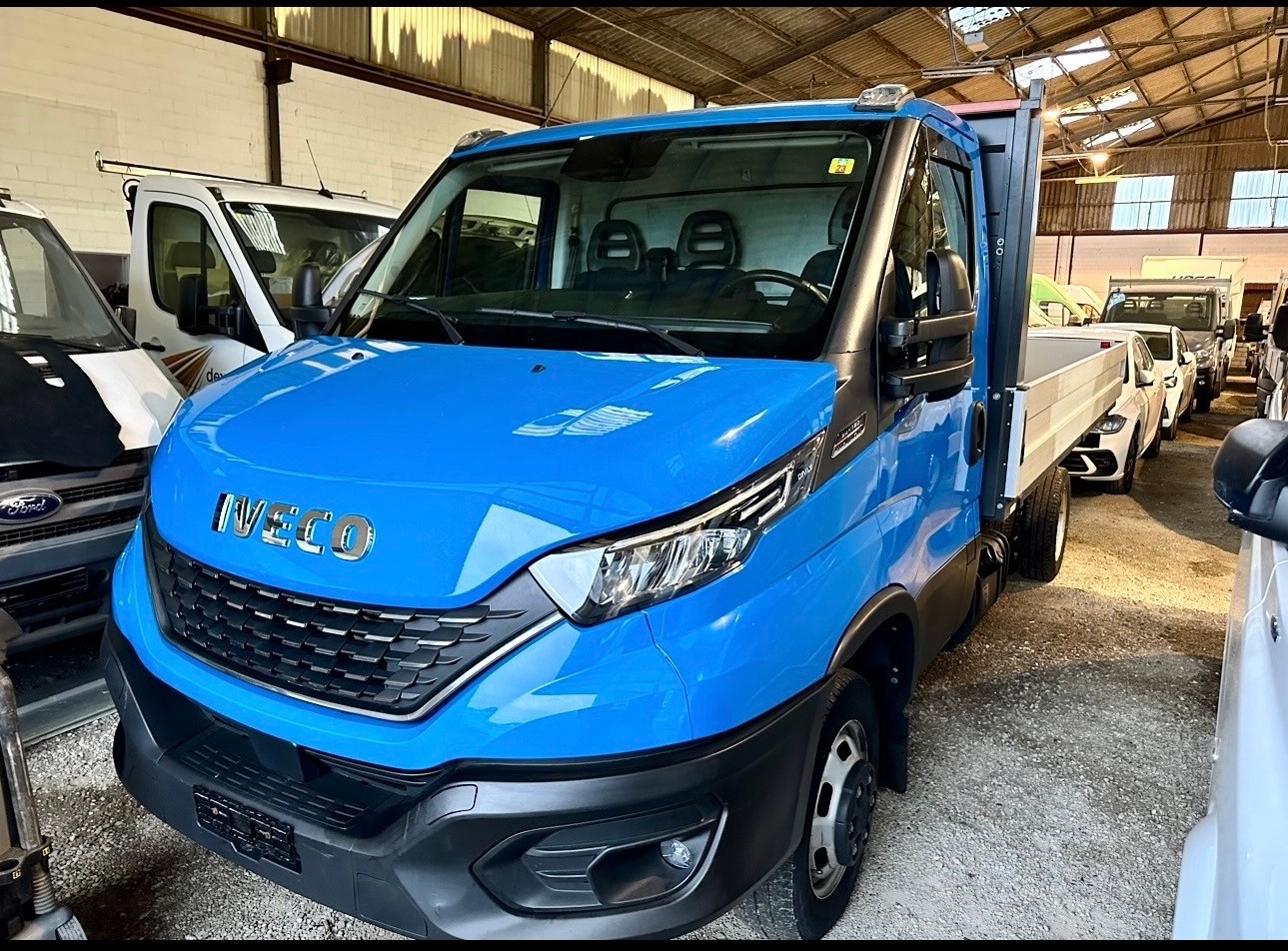 IVECO 35C18 H8 lange Brücke