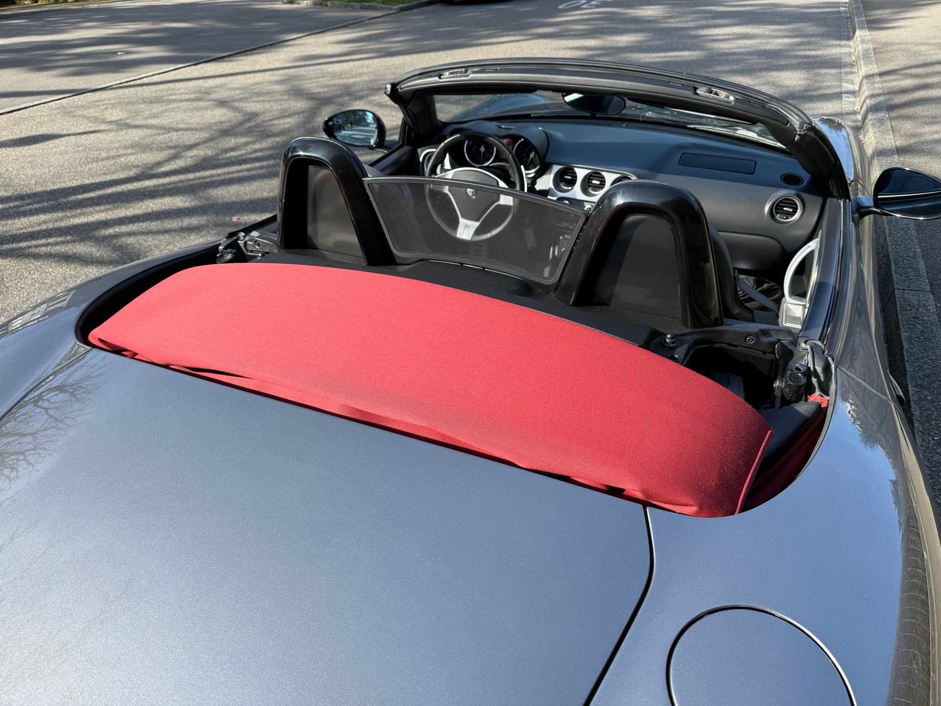 ALFA ROMEO 8C-image-17