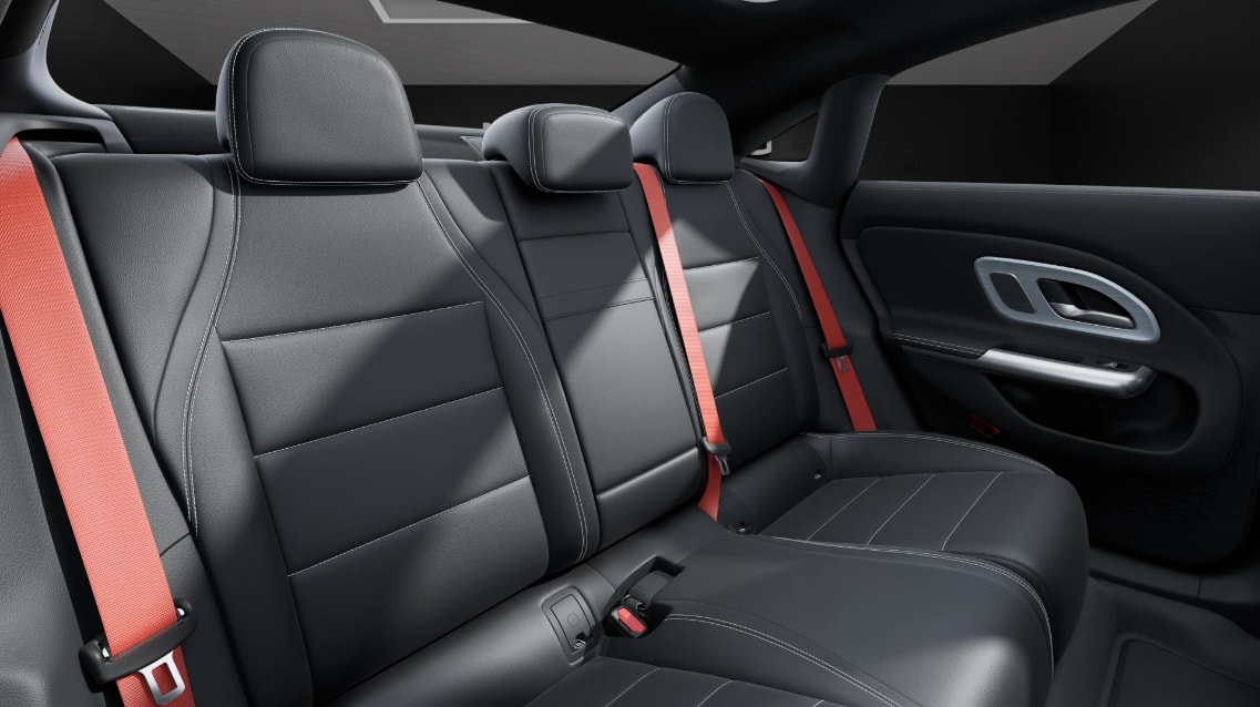 MERCEDES-BENZ CLA 220 8G-DCT 4Matic-image-6