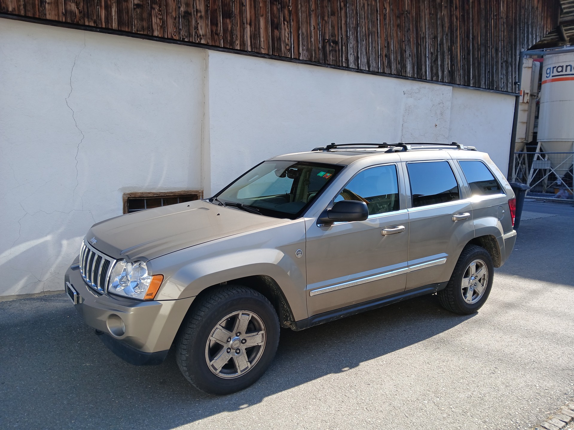 JEEP Grand Cherokee 5.7 HEMI Limited Automatic-image-2